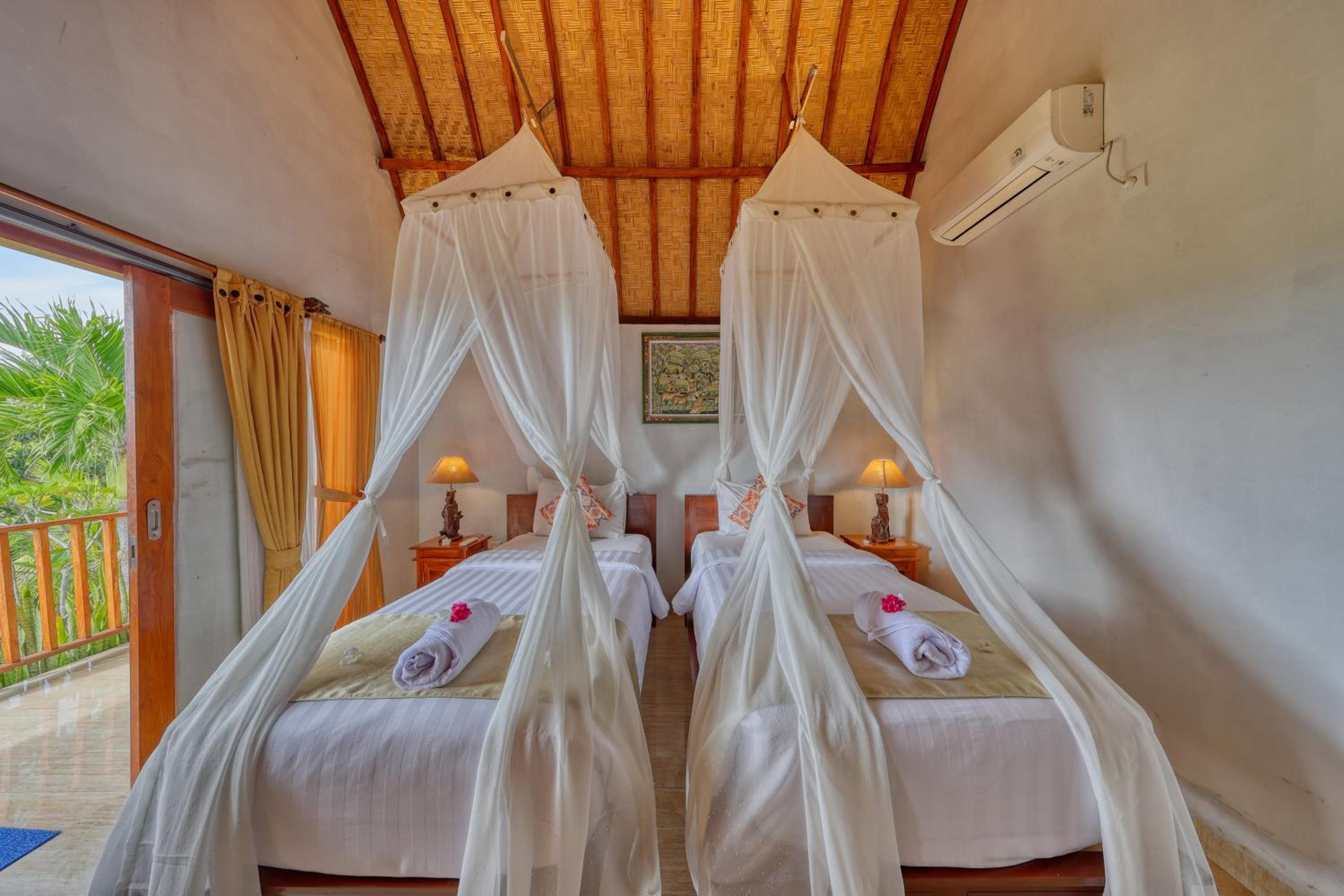 Deluxe Twin Room - Photo 13