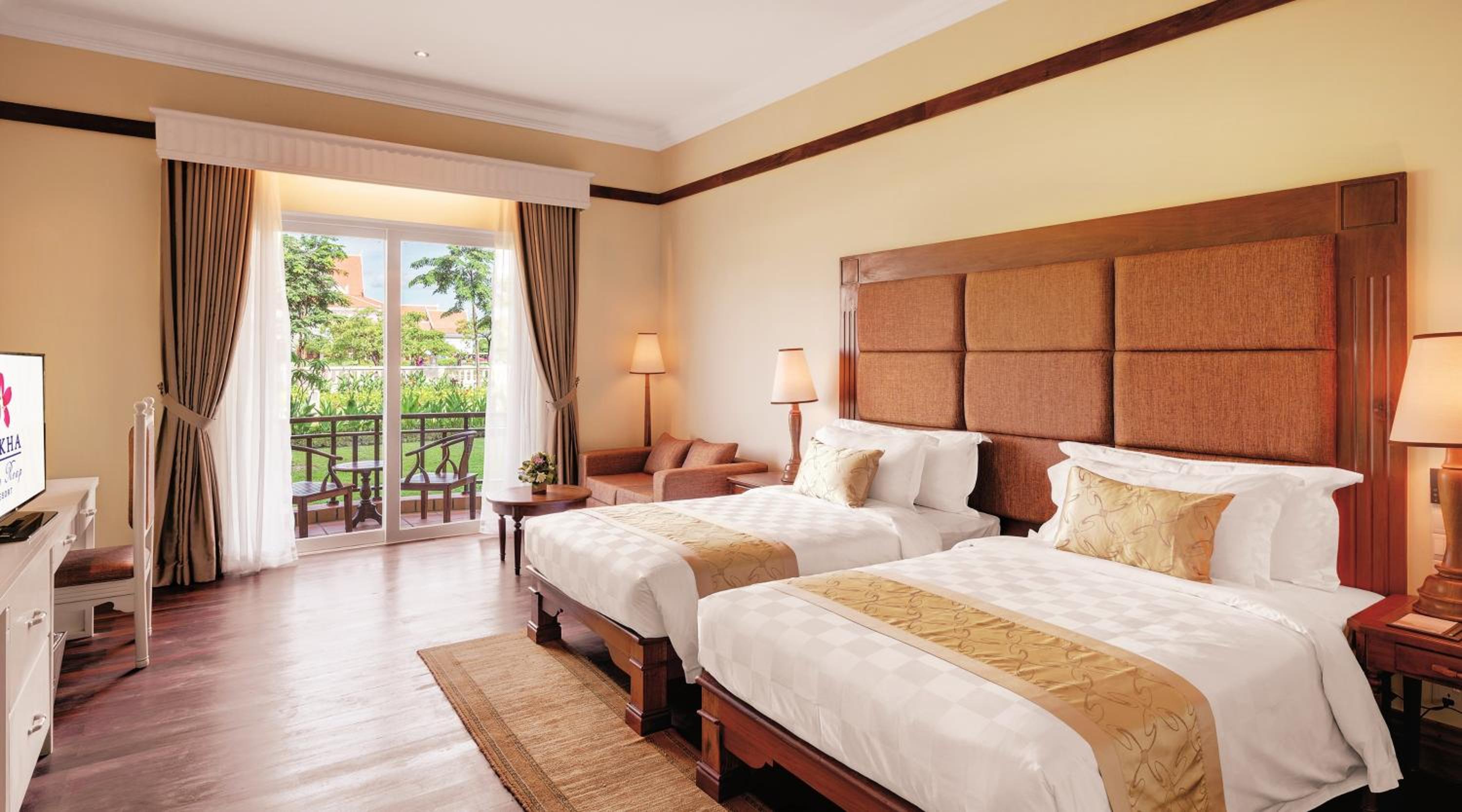 Deluxe Family Room