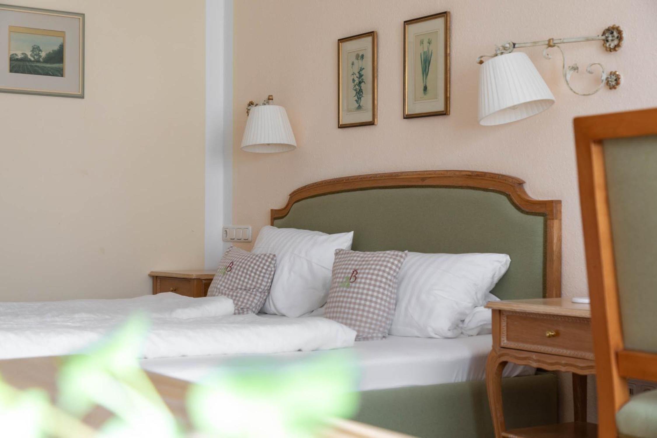Double Room - Photo 4
