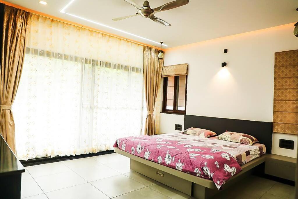 Villa photo 3