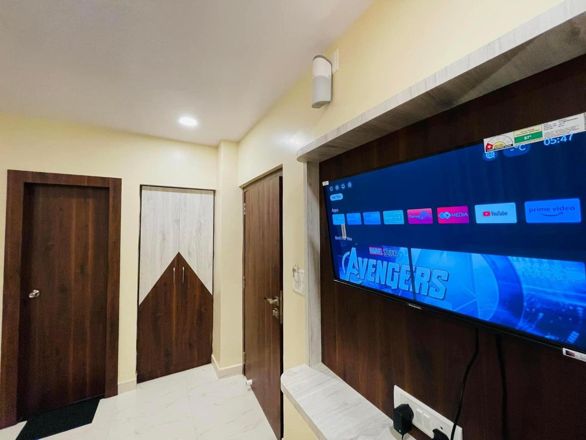 Deluxe Double Room (2 Adults + 1 Child) photo 1