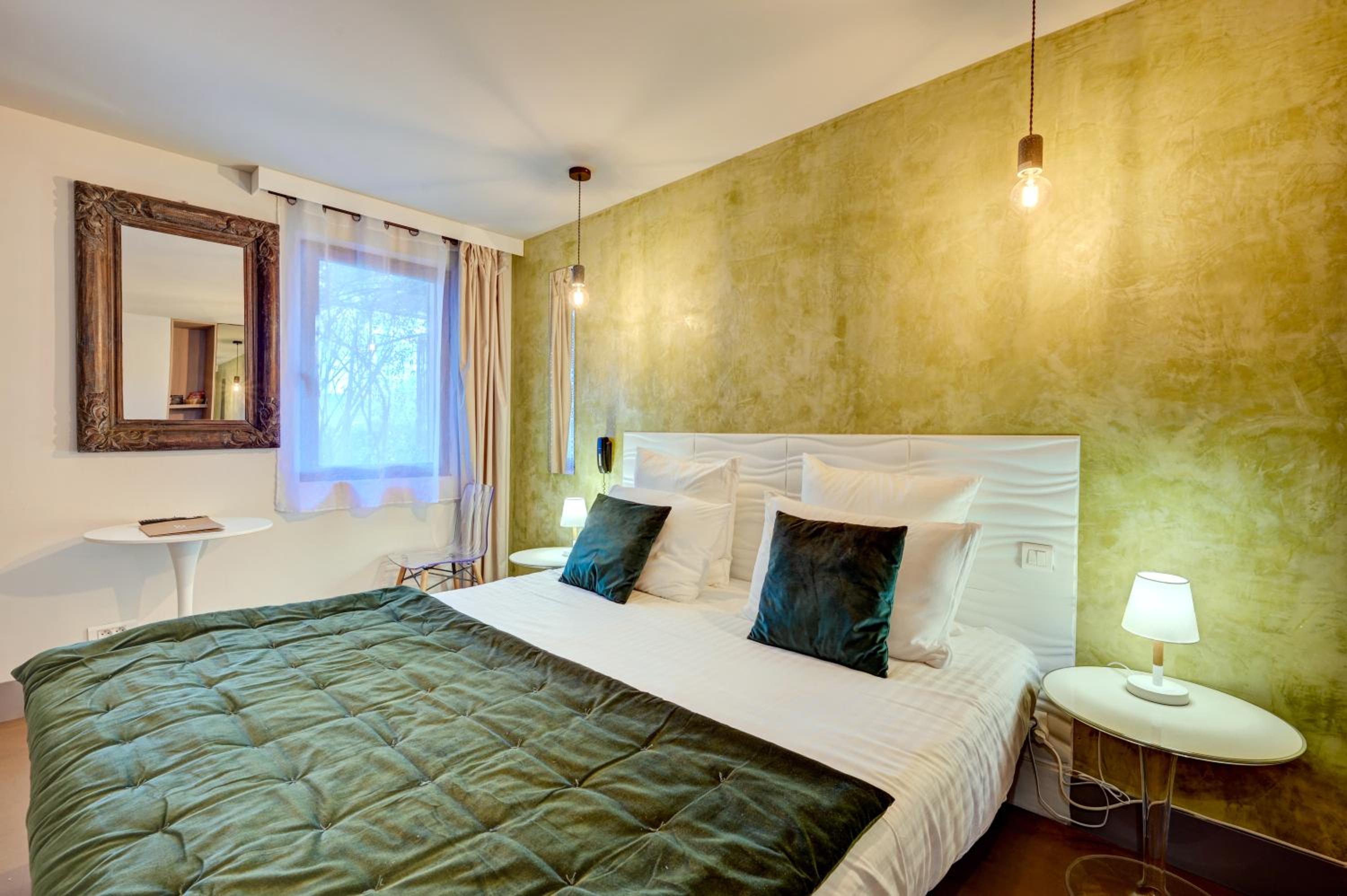 Junior Double Room