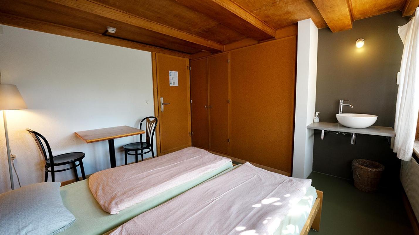 Twin Room with Shared Bathroom photo 3