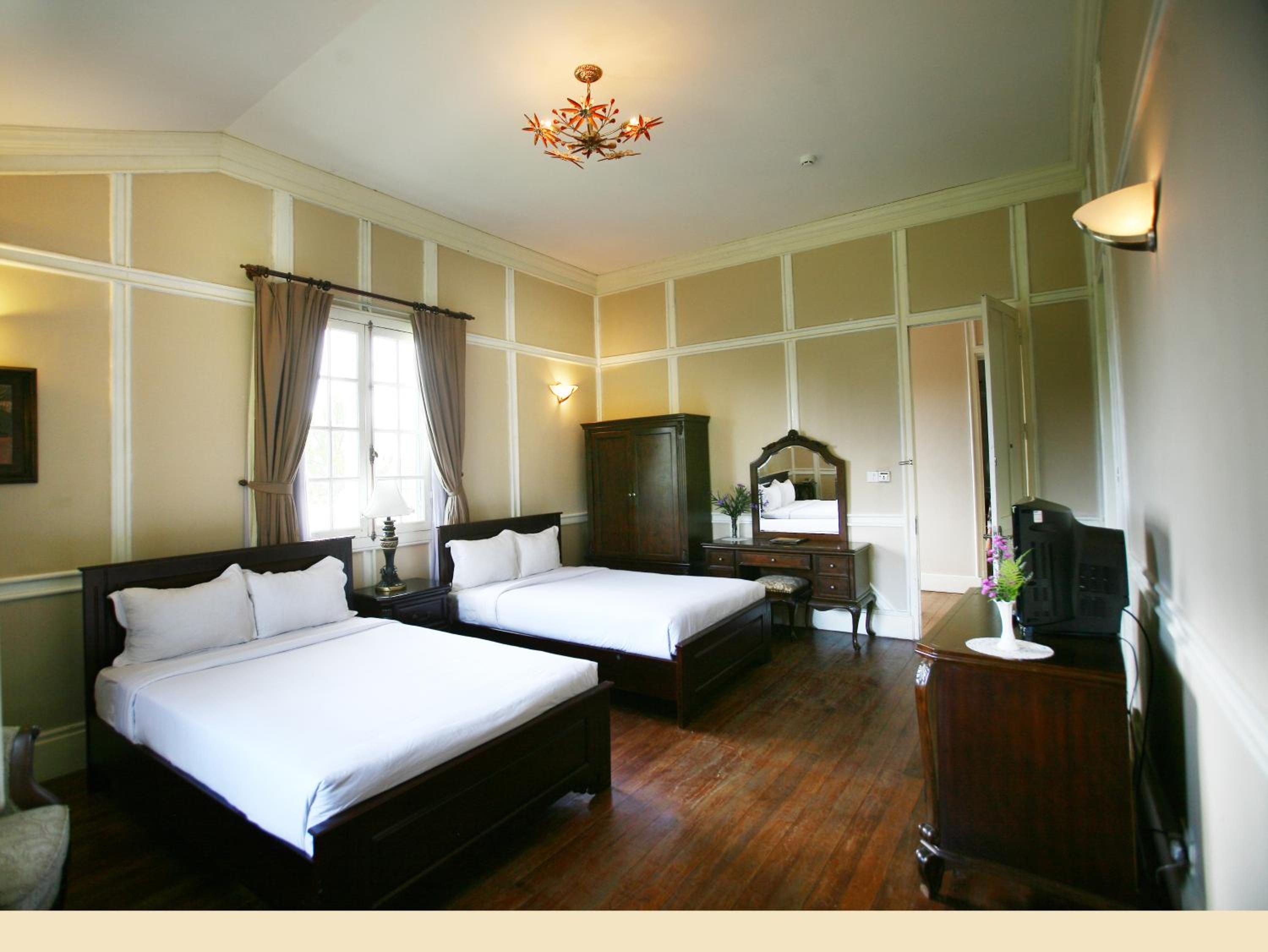 Junior Twin Room - Photo 2