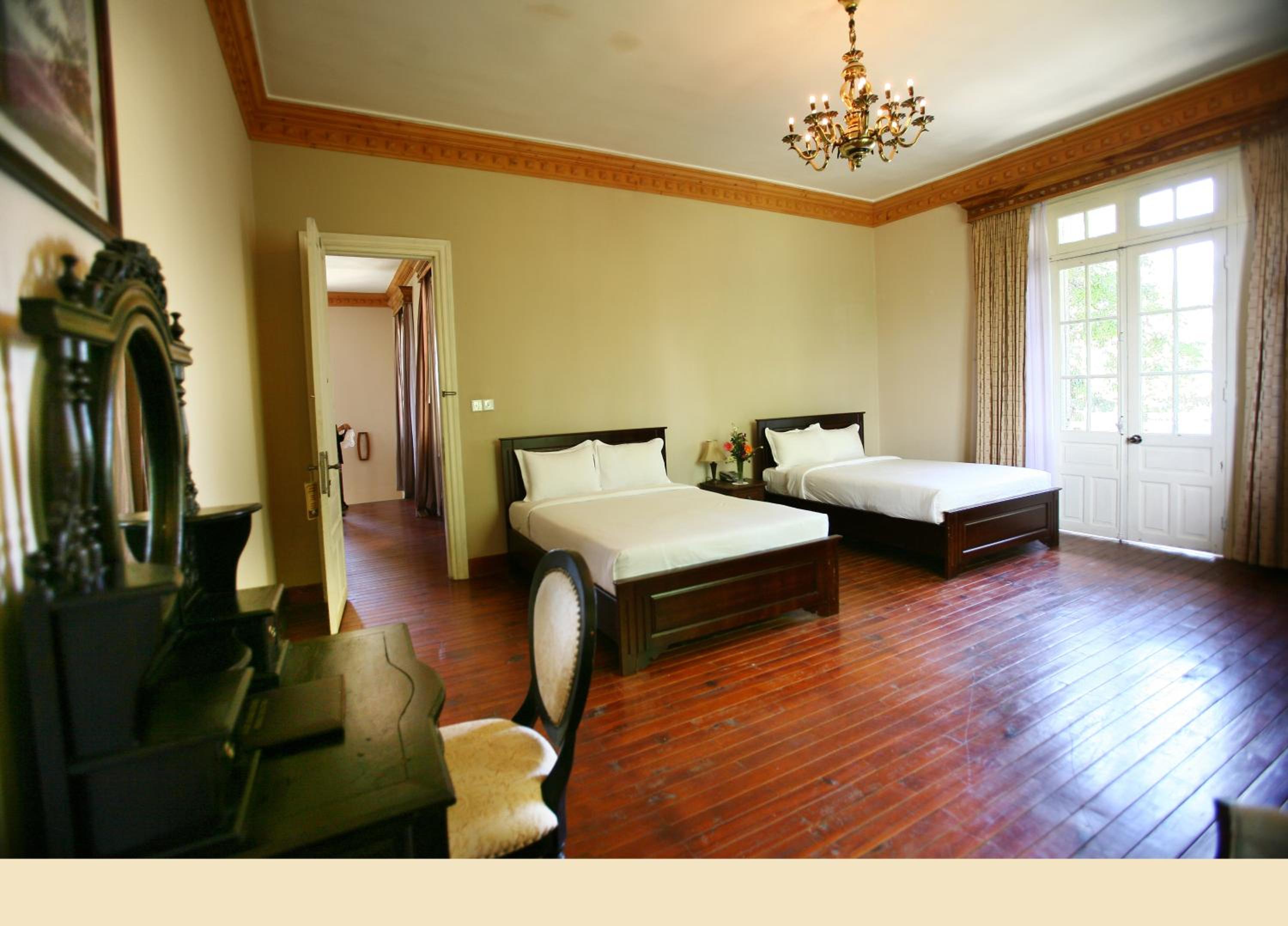 Junior Twin Room - Photo 1