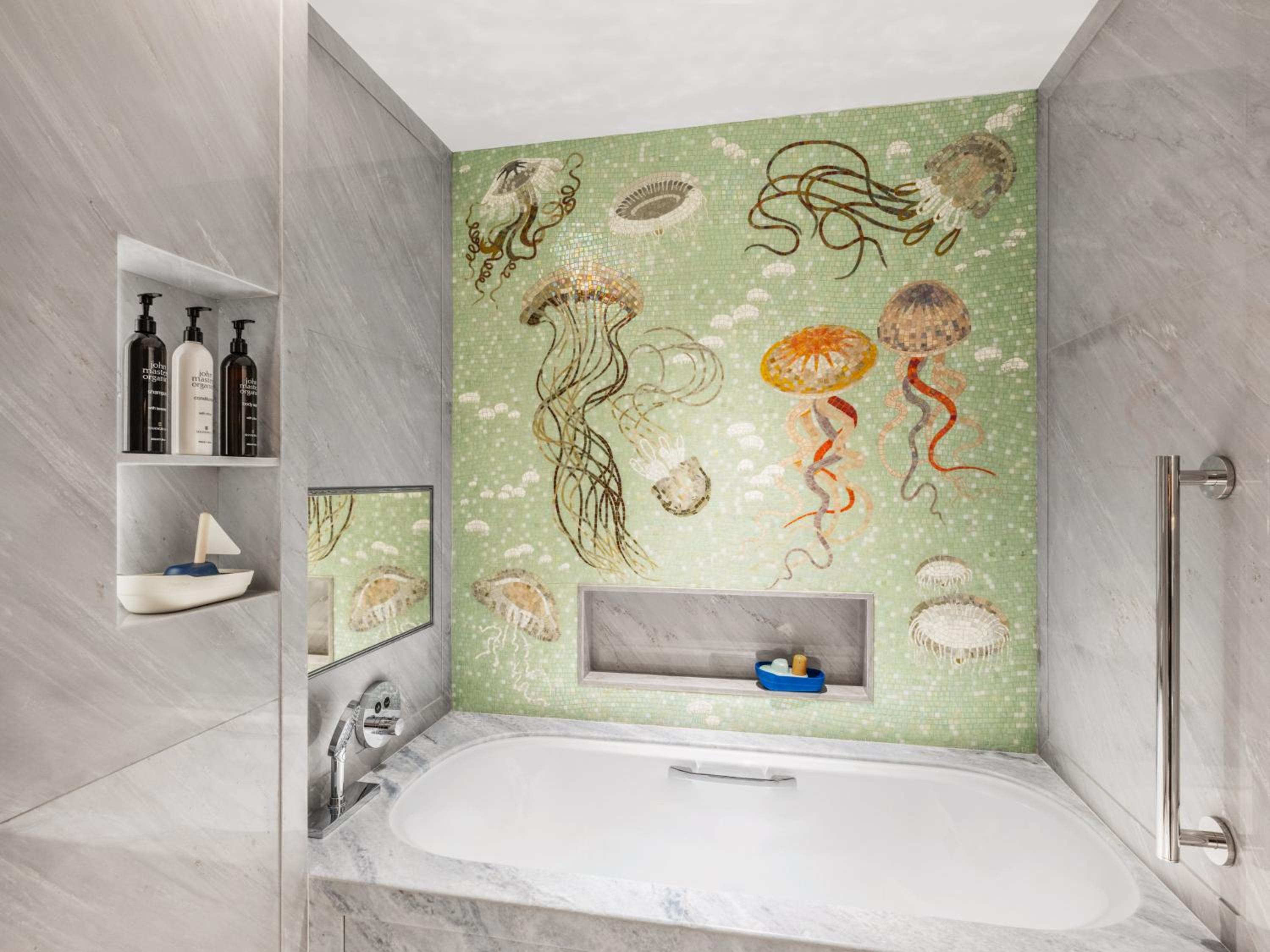 Hong Kong Wonders Themed Family Suite