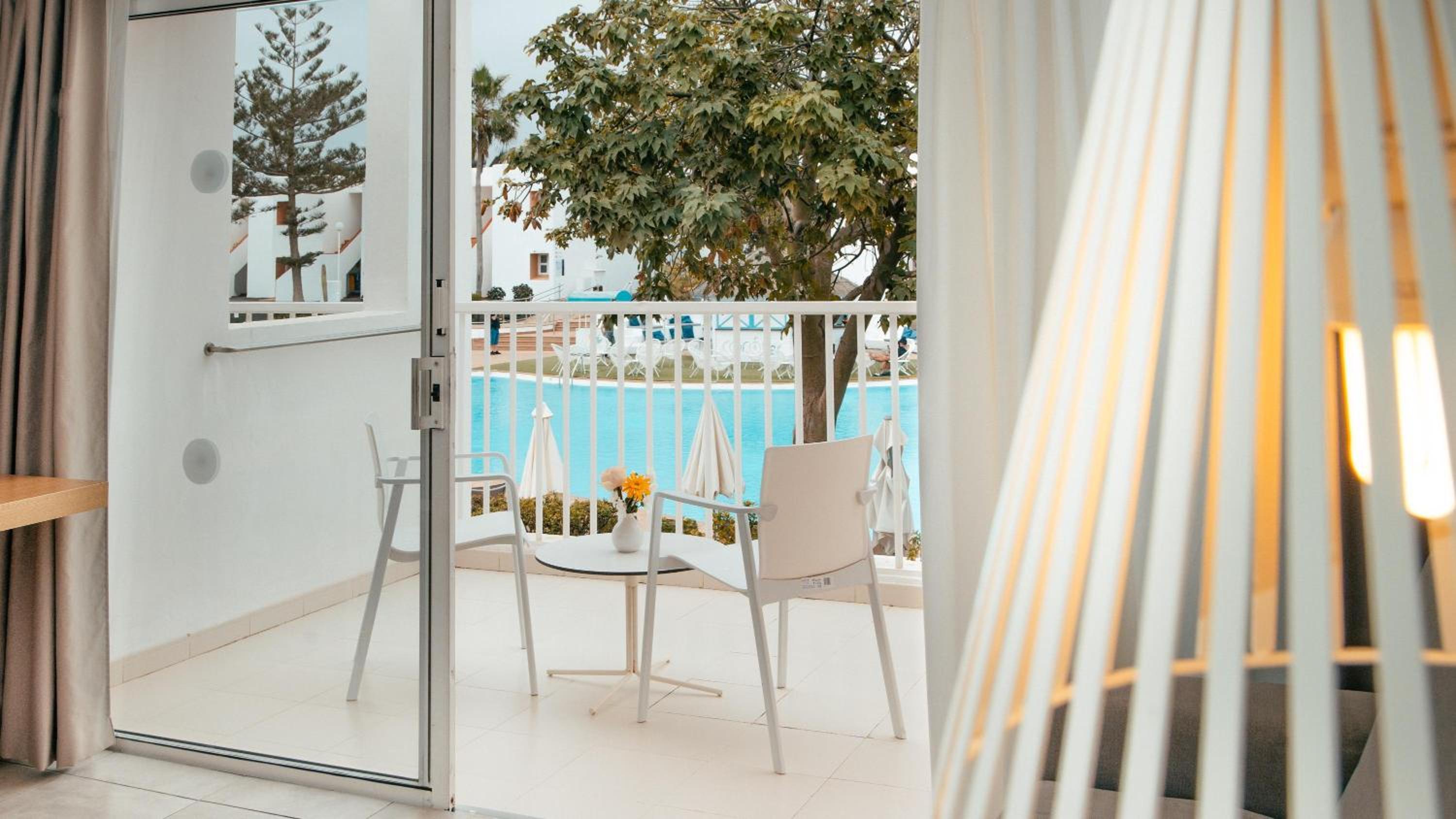 Double Room with Pool View
