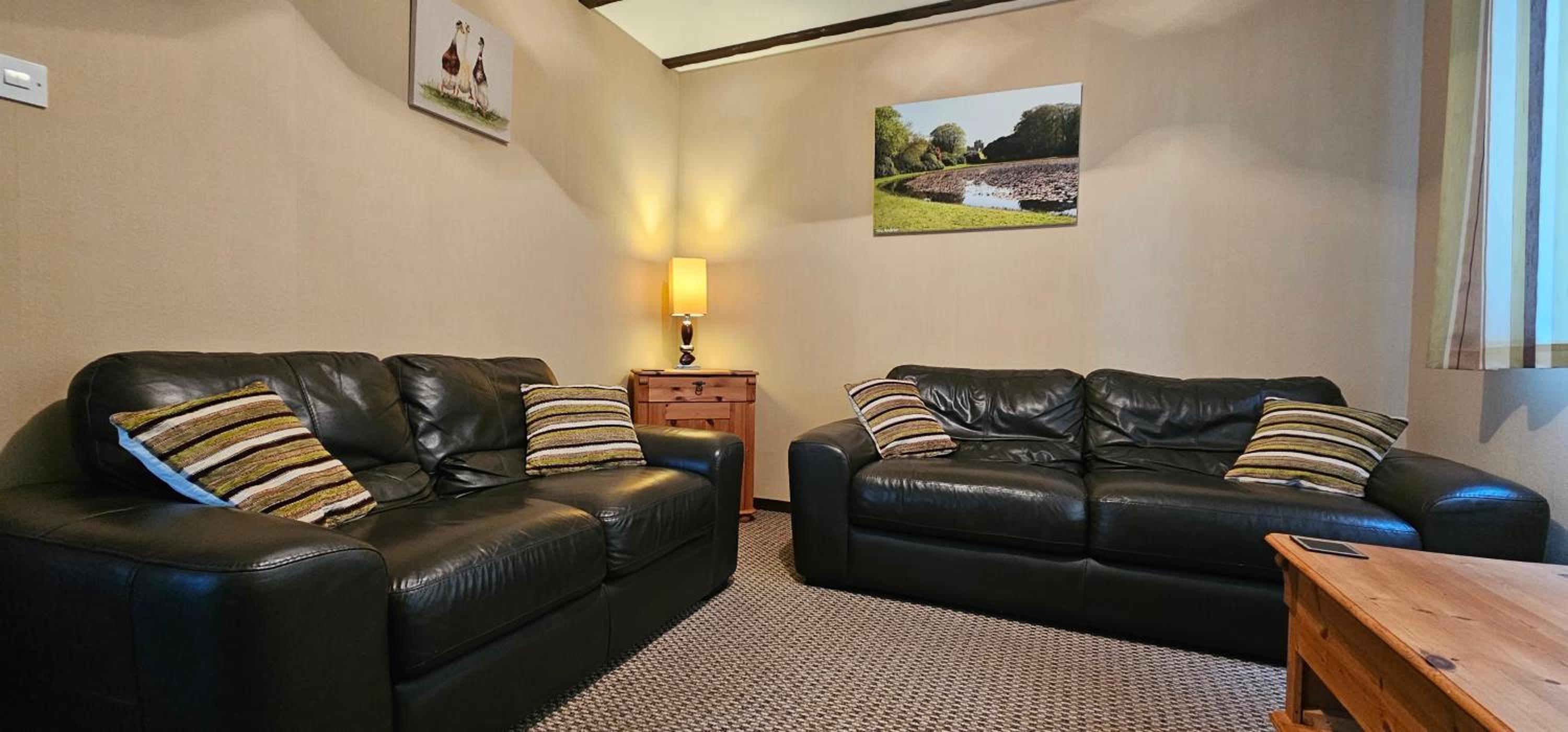 One-Bedroom House photo 1