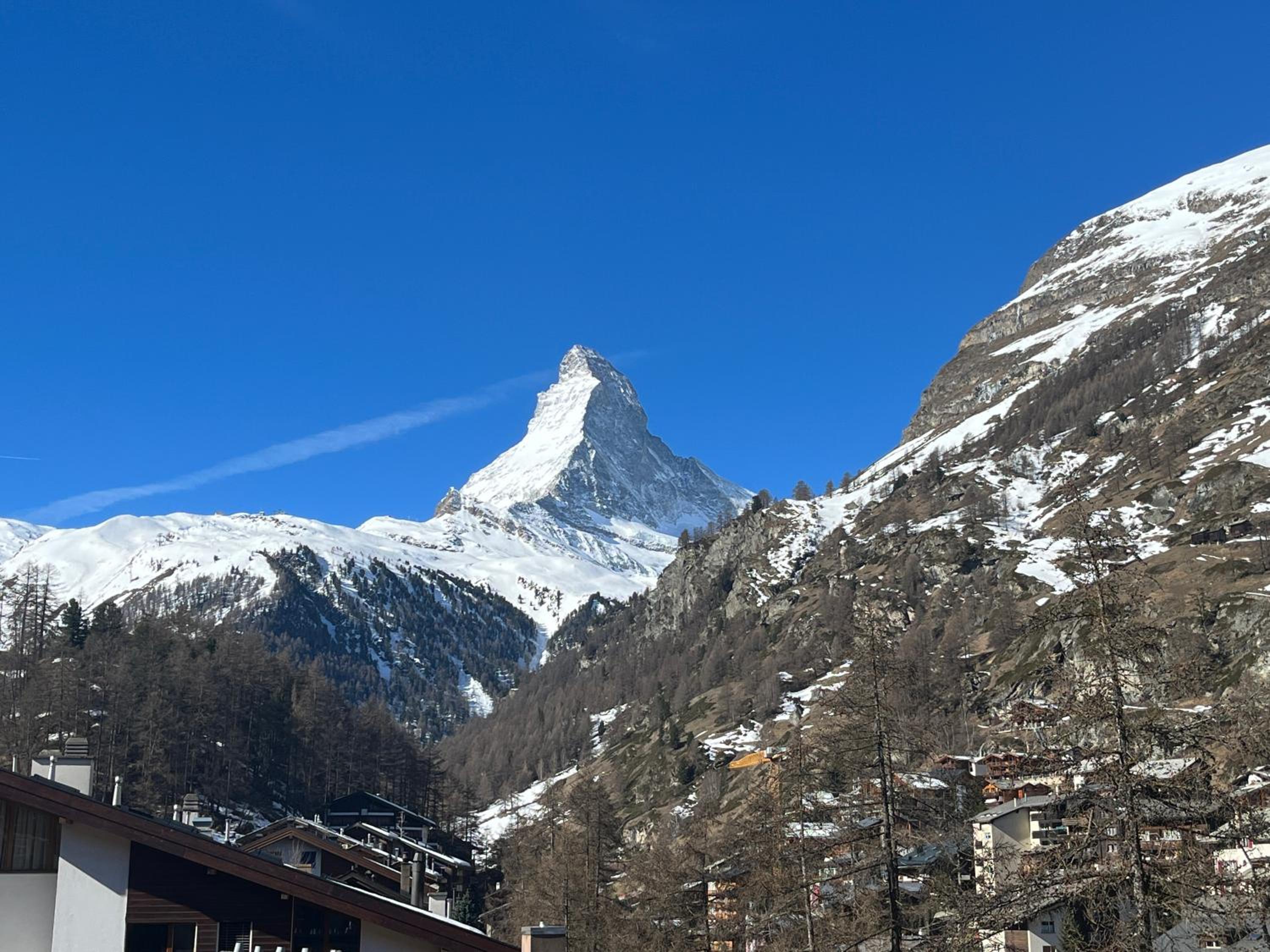 Double Room with Matterhorn View - Photo 13