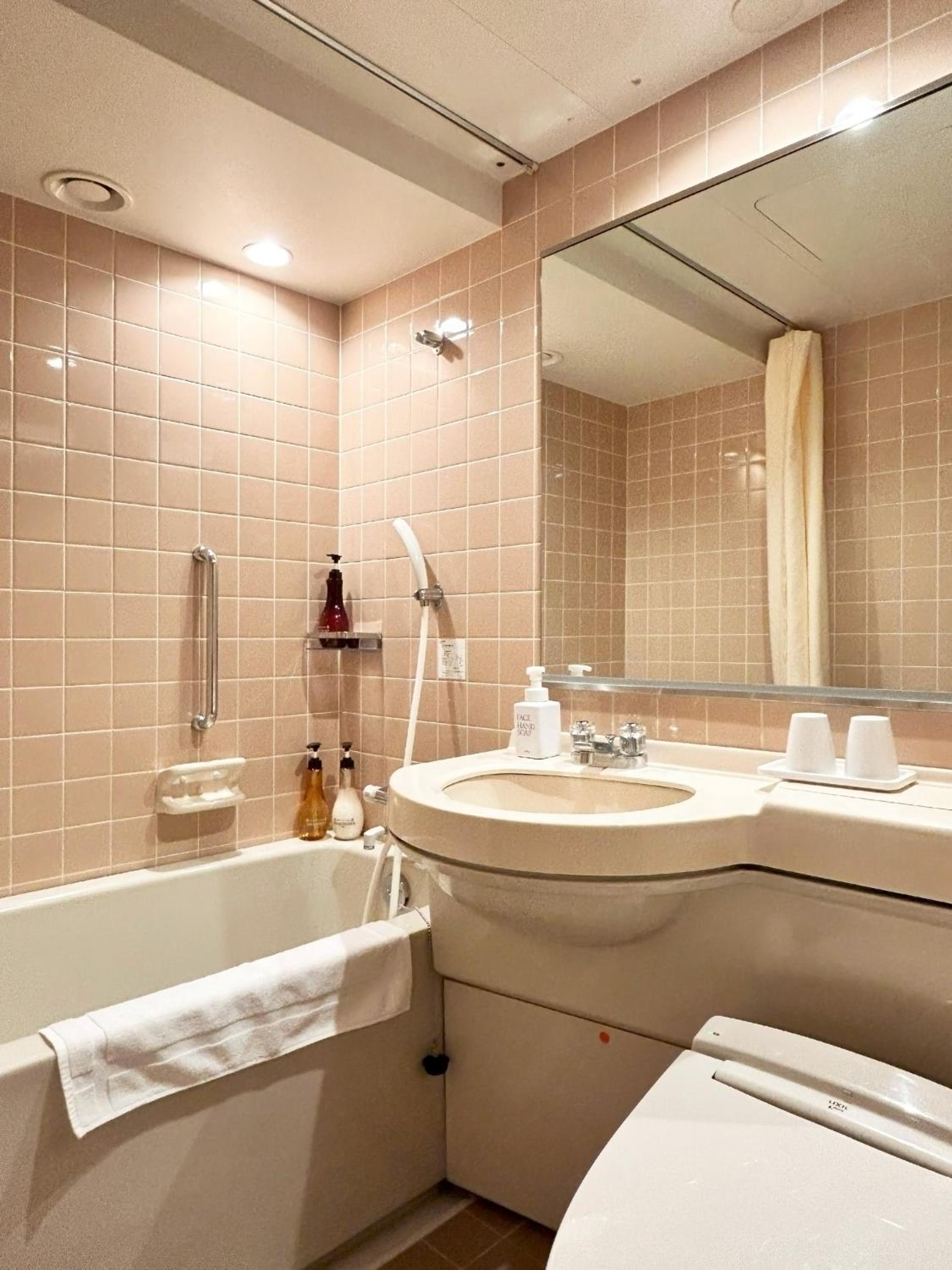 Moderate Double Room - Smoking photo 3