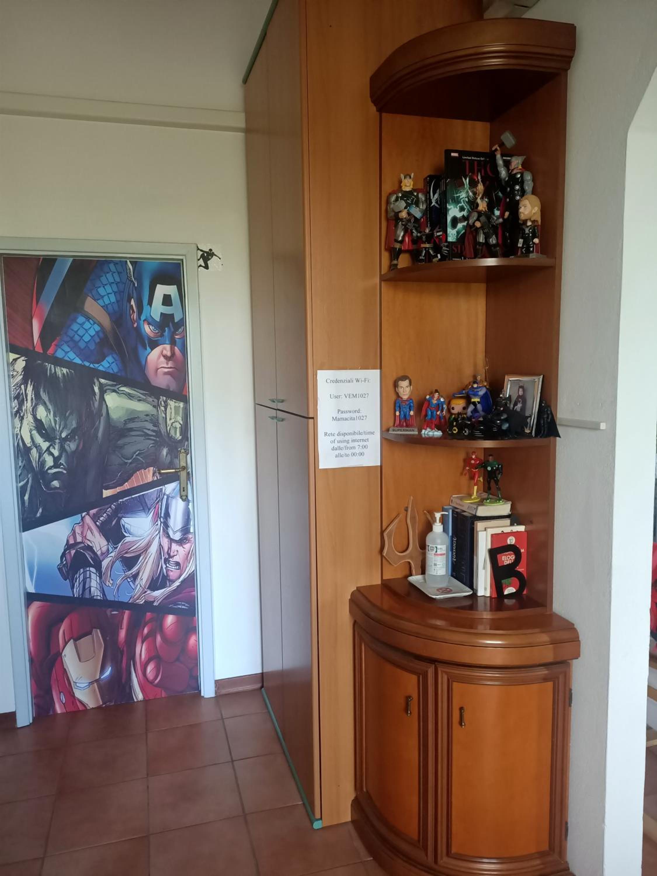 One-Bedroom Apartment photo 2