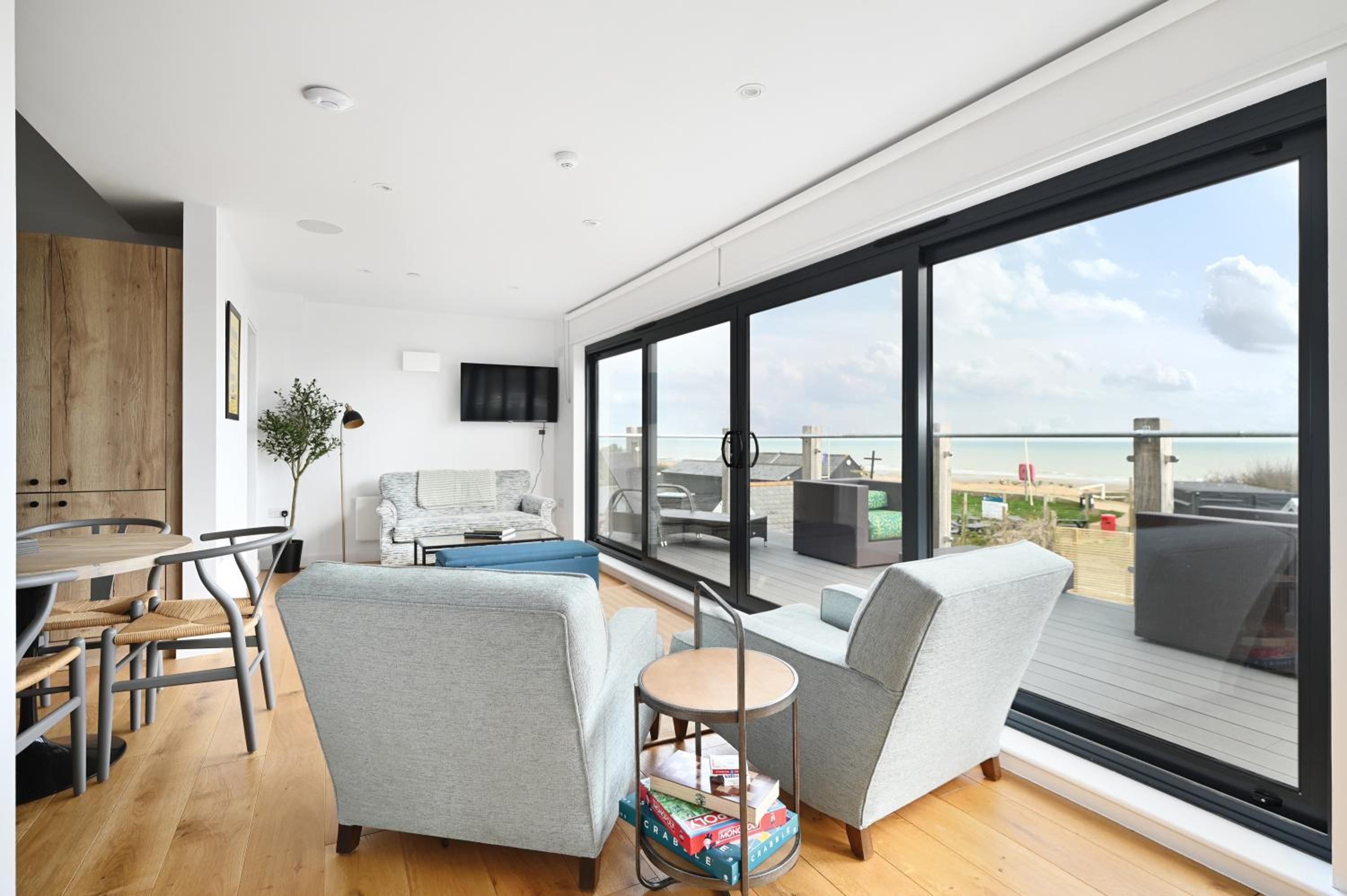 Apartment with Sea View photo 2