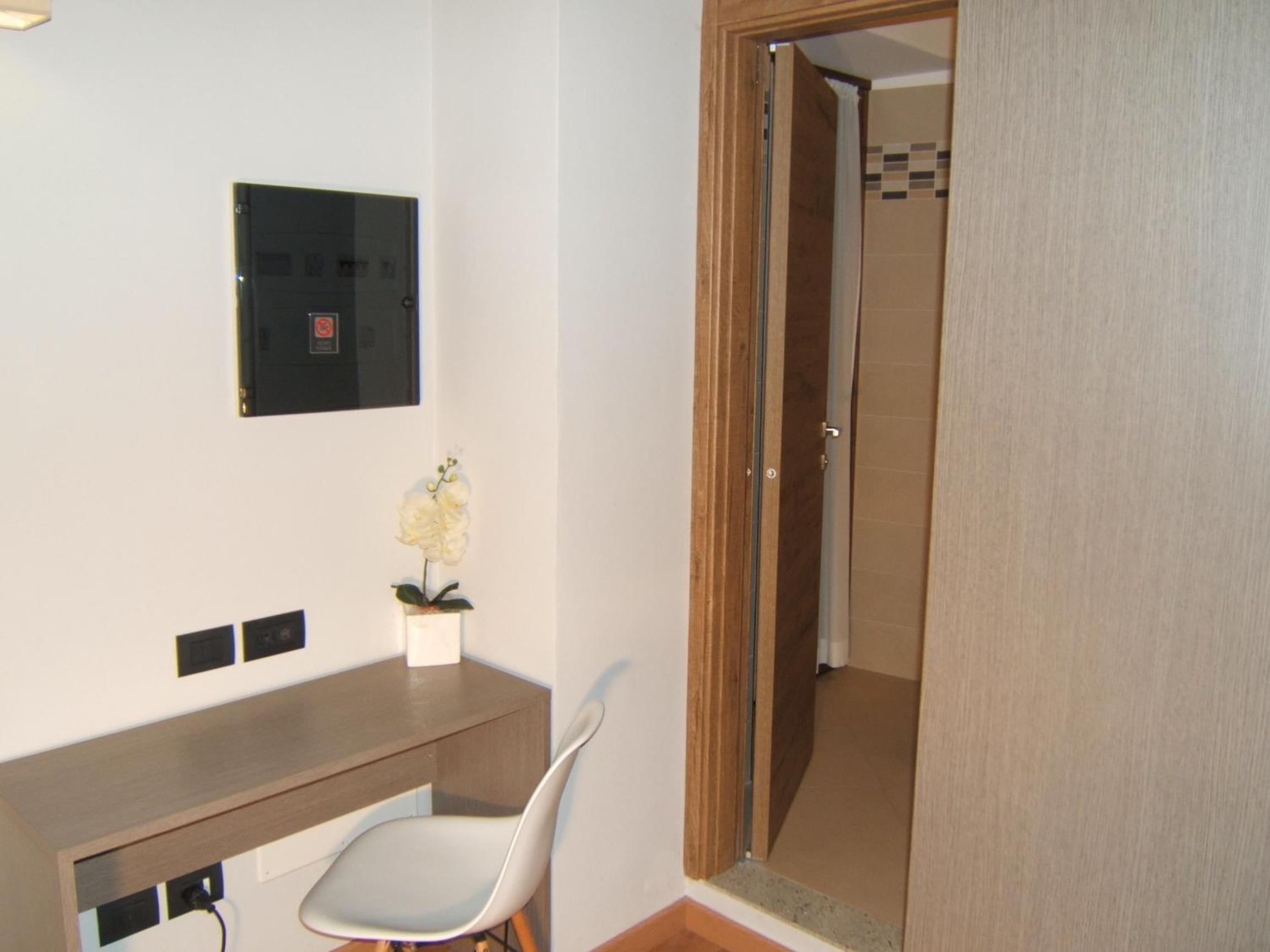 Superior Double Room - Photo 18