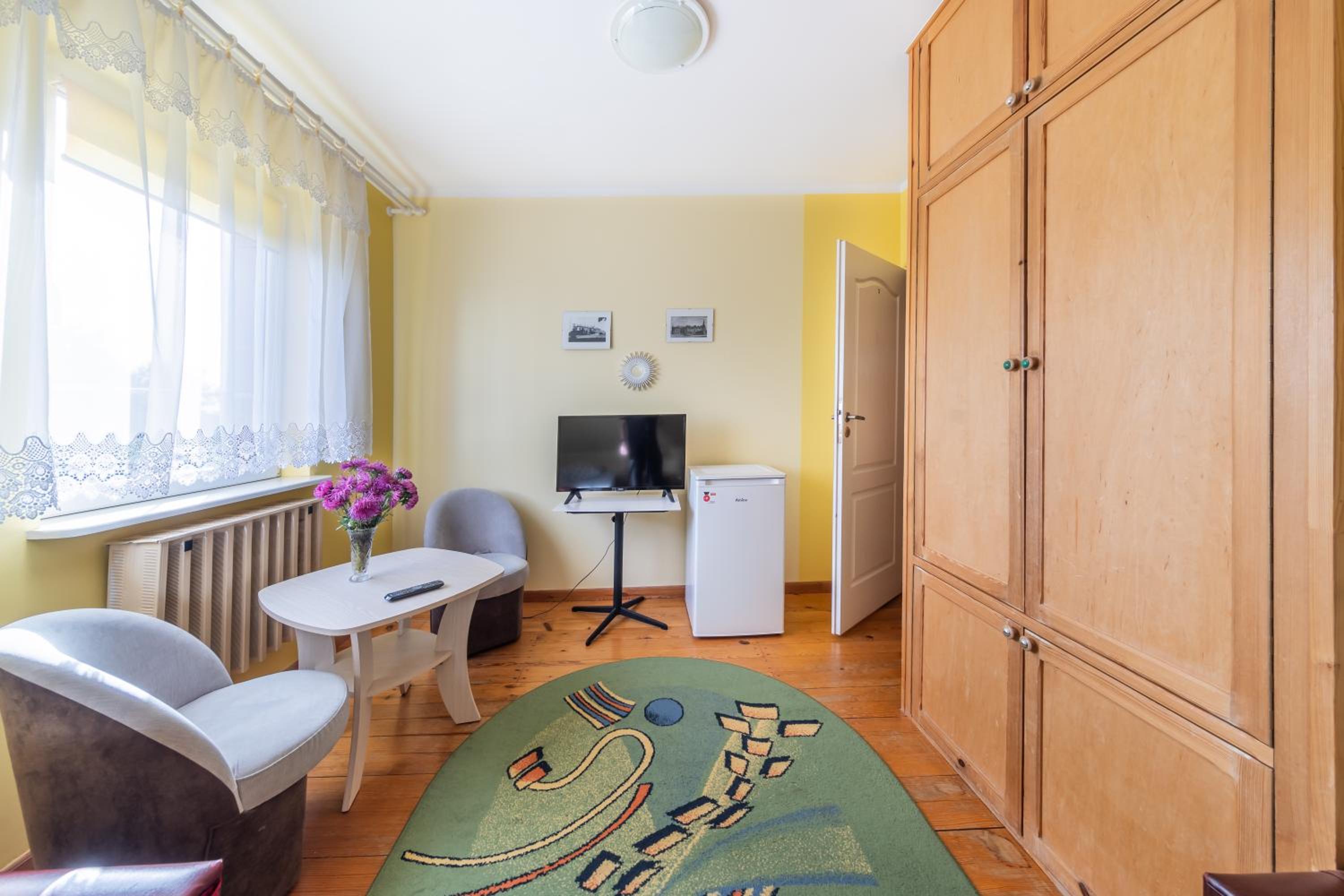 Double Room with Private Bathroom photo 3