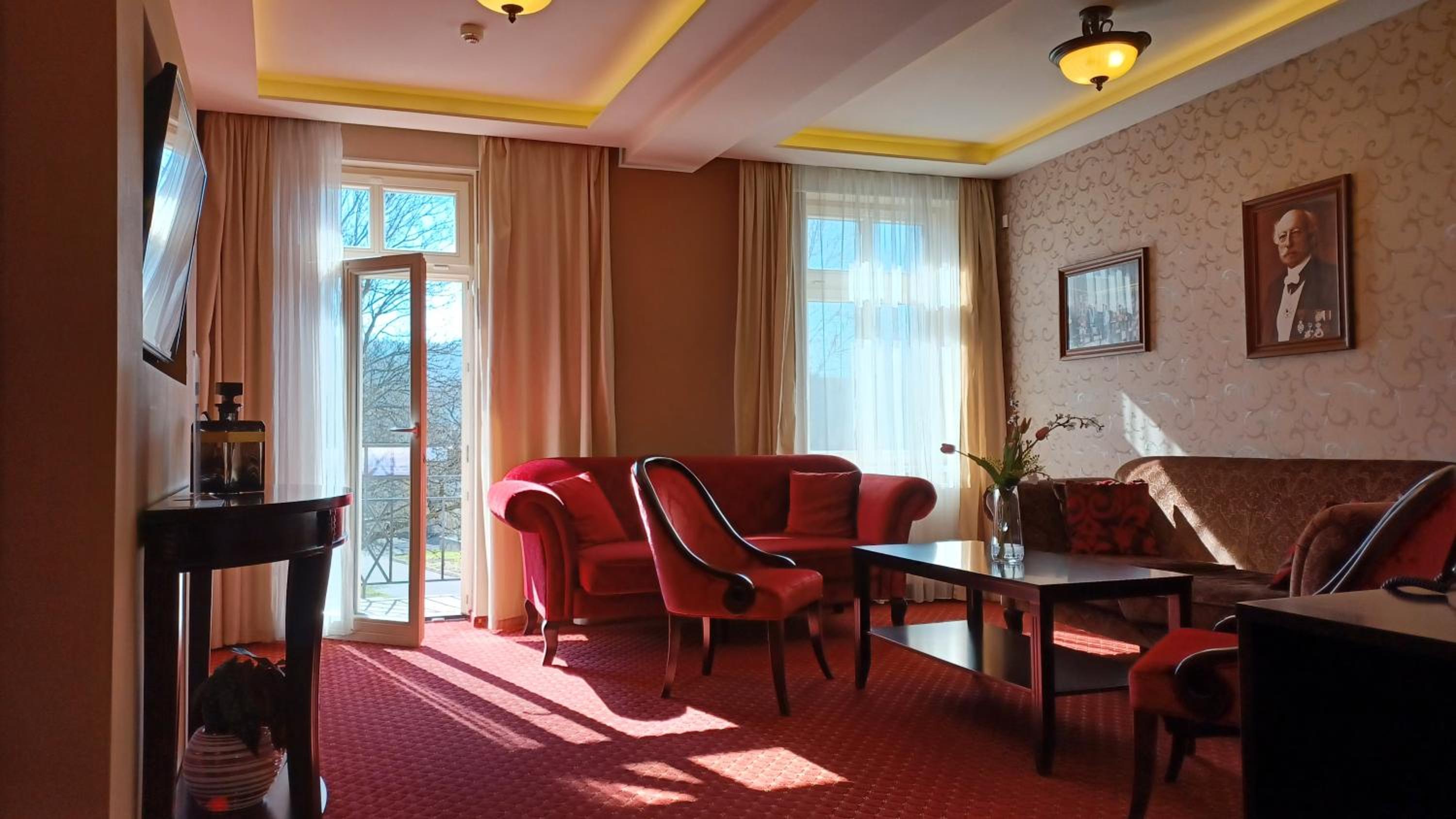 Deluxe Double or Twin Room