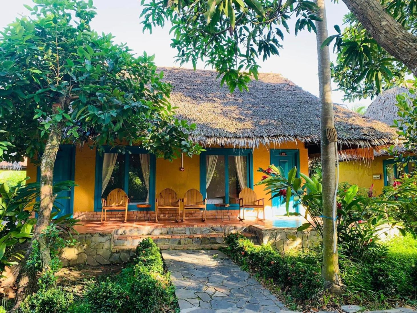 Family Bungalow photo 2