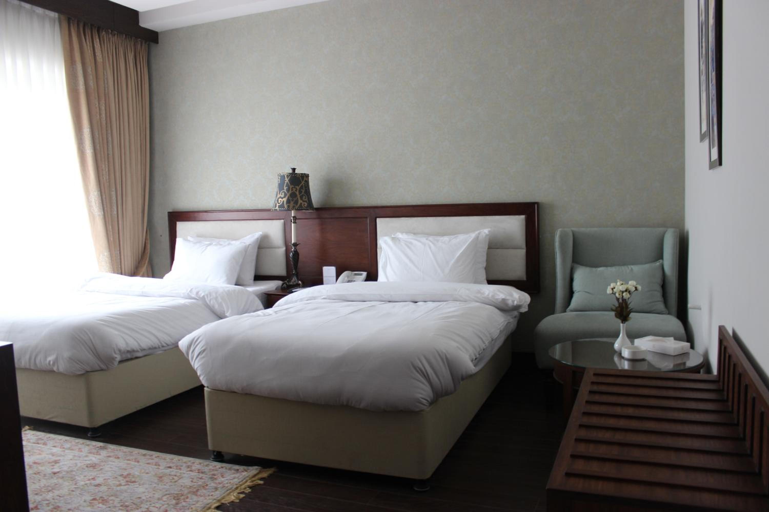 Double or Twin Room photo 3