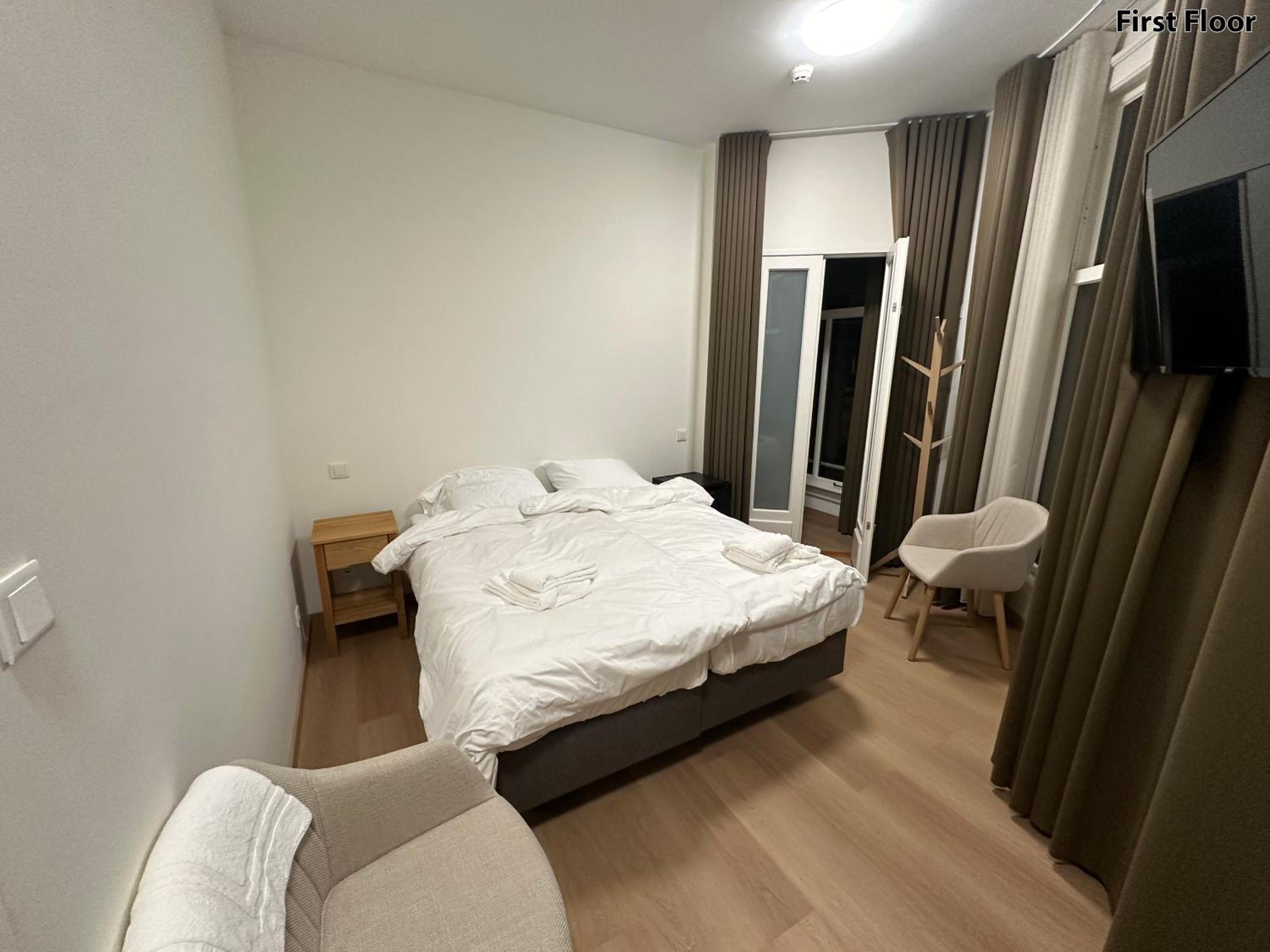 Deluxe Double Room with Shower photo 2