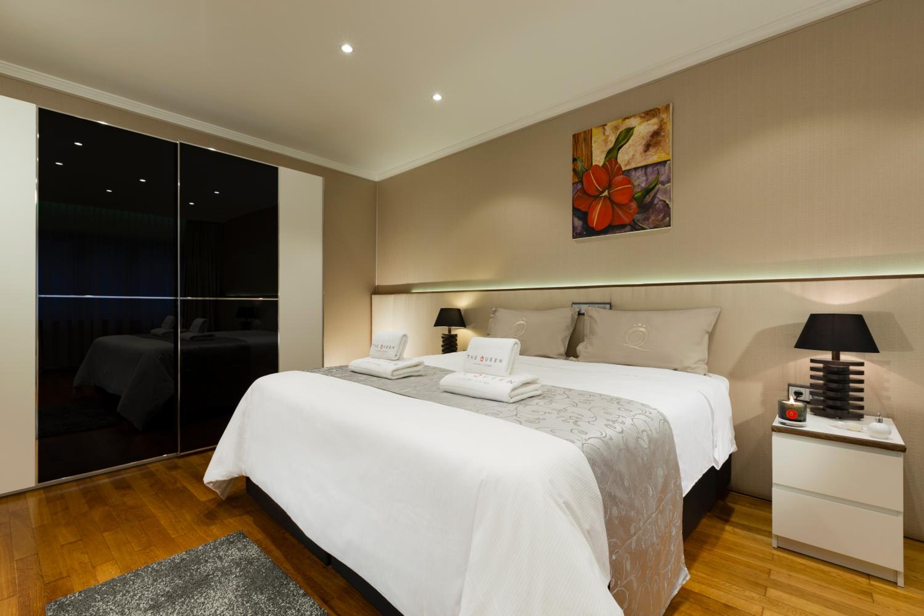 Superior Apartment photo 3
