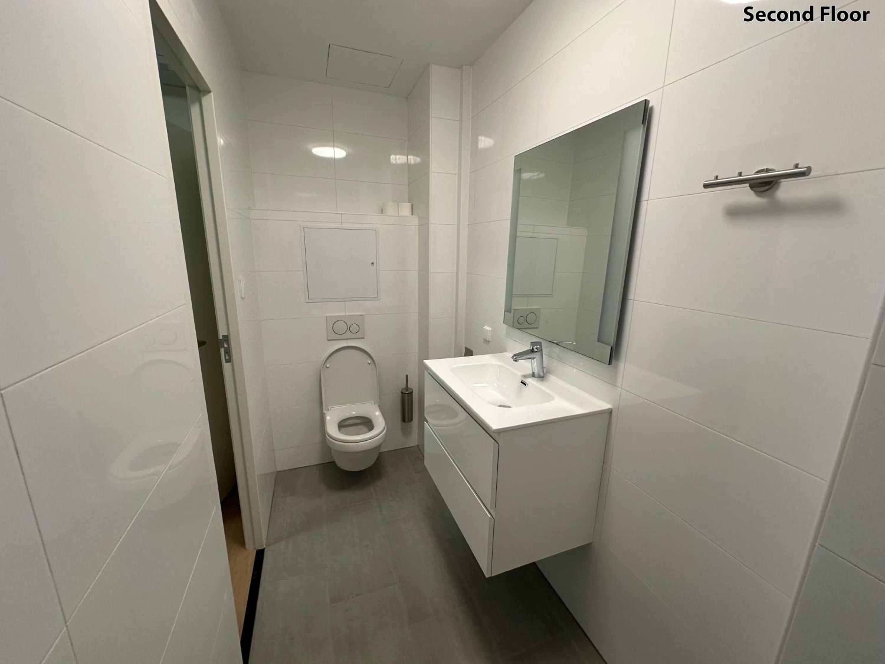 Deluxe Double Room with Shower photo 3