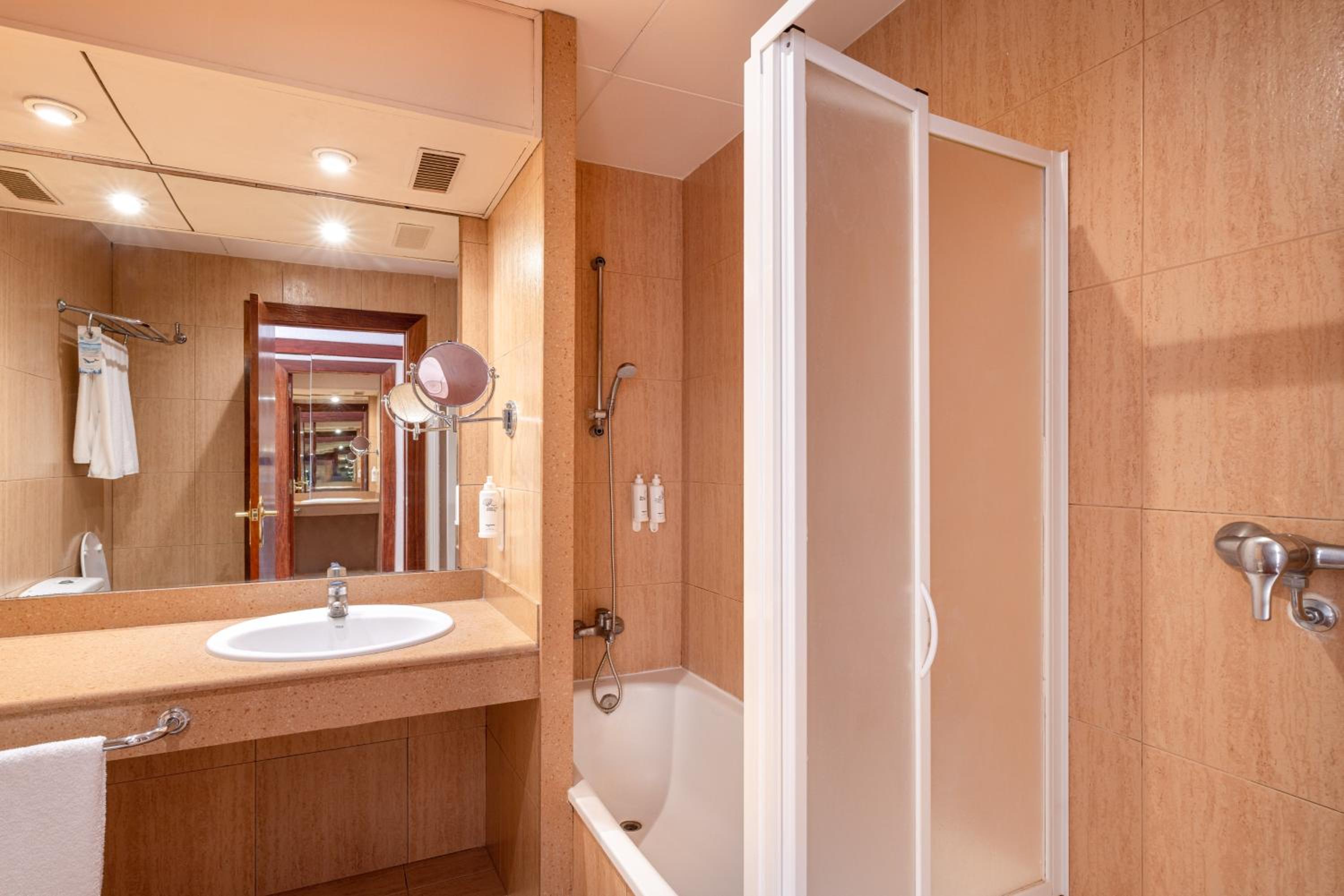 Classic Triple Room