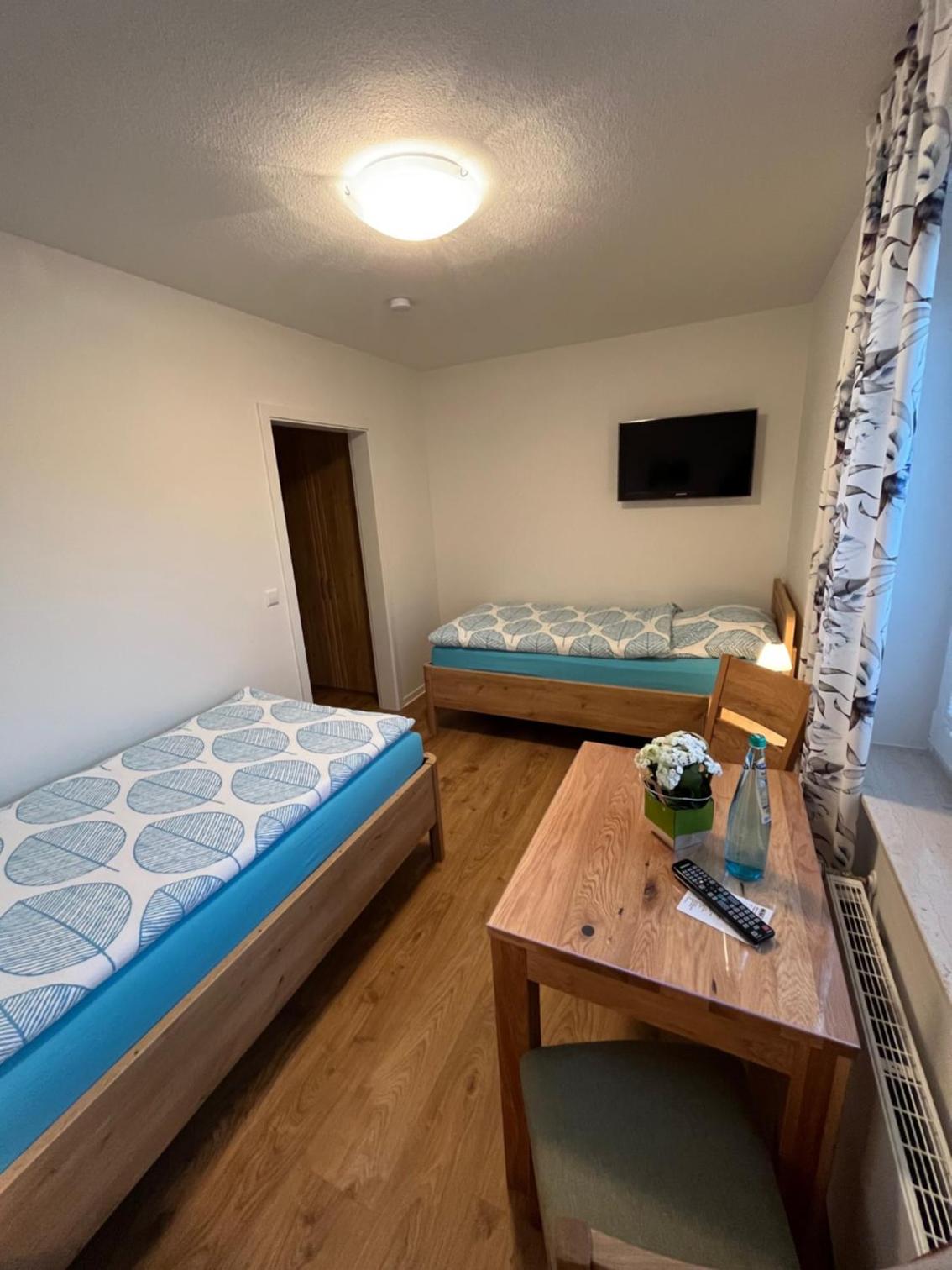 Twin Room with Private Bathroom photo 1