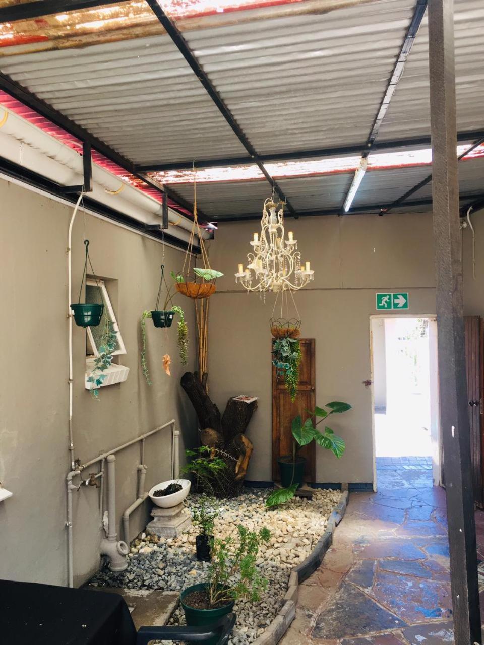 Double Room with Private Bathroom photo 3