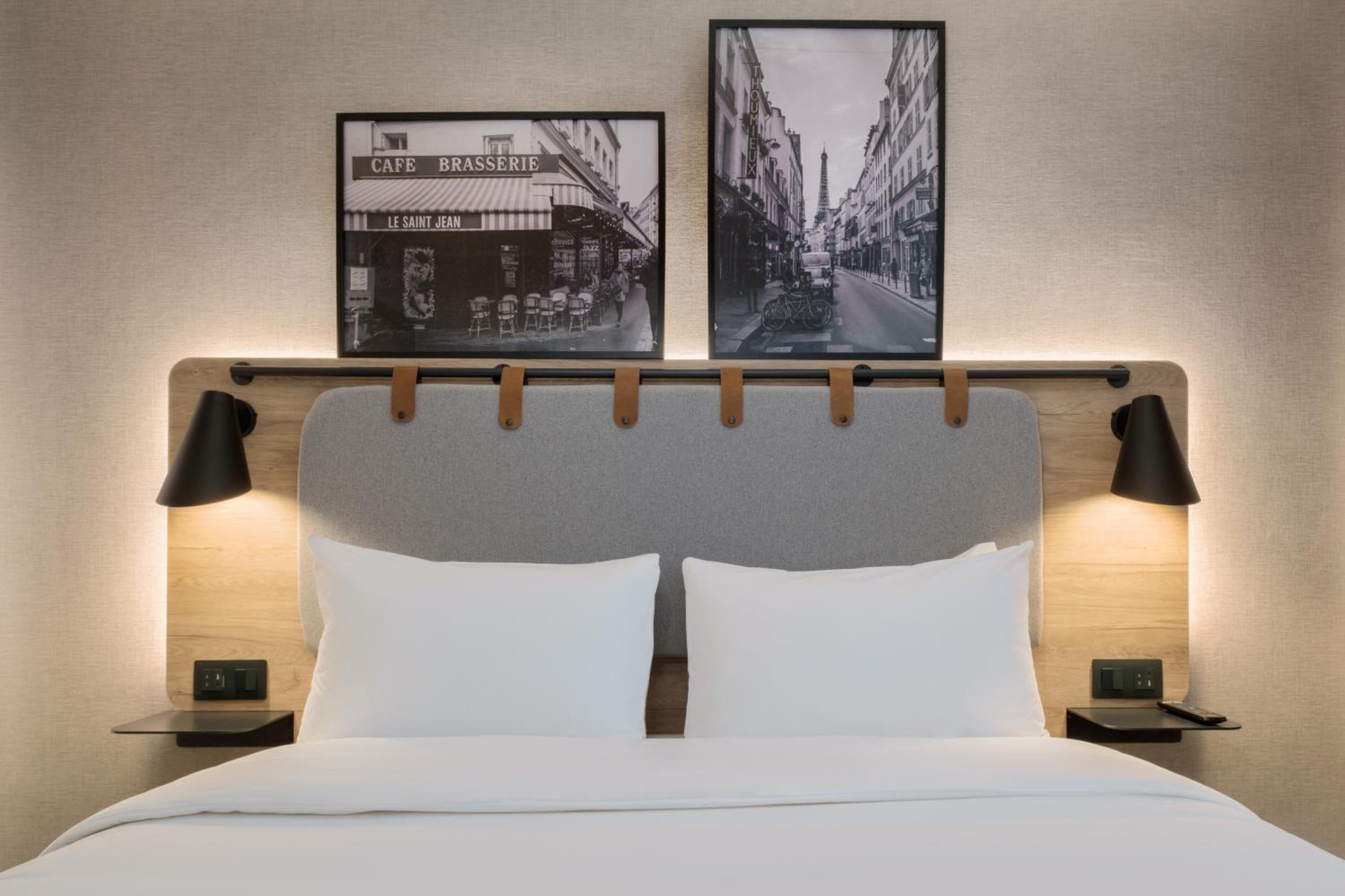 Superior Room - 1 King Bed - Photo 2