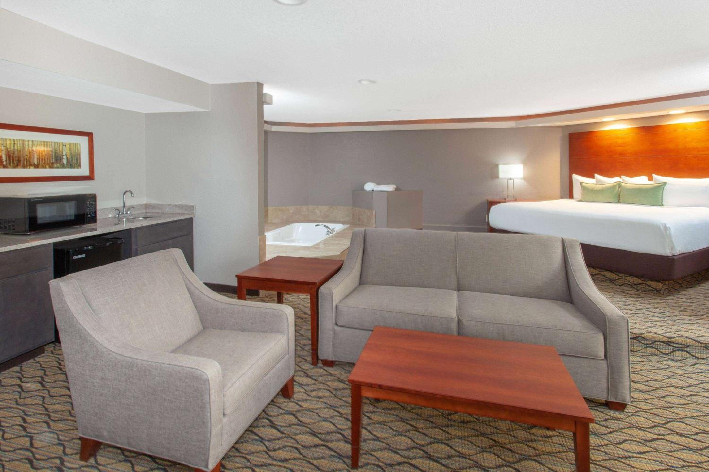 Presidential Suite - Non-Smoking photo 1