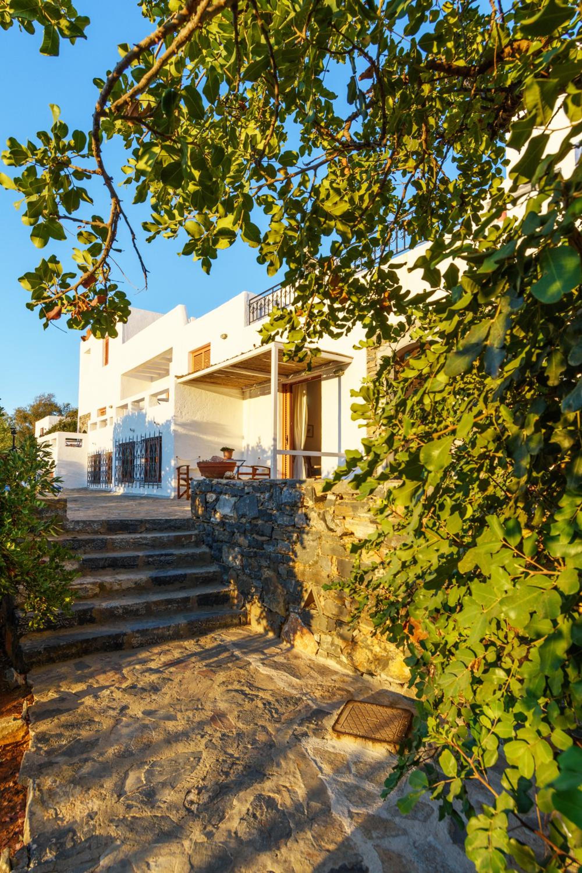 One Bedroom Apartment Ground Floor With Partial Sea View photo 3