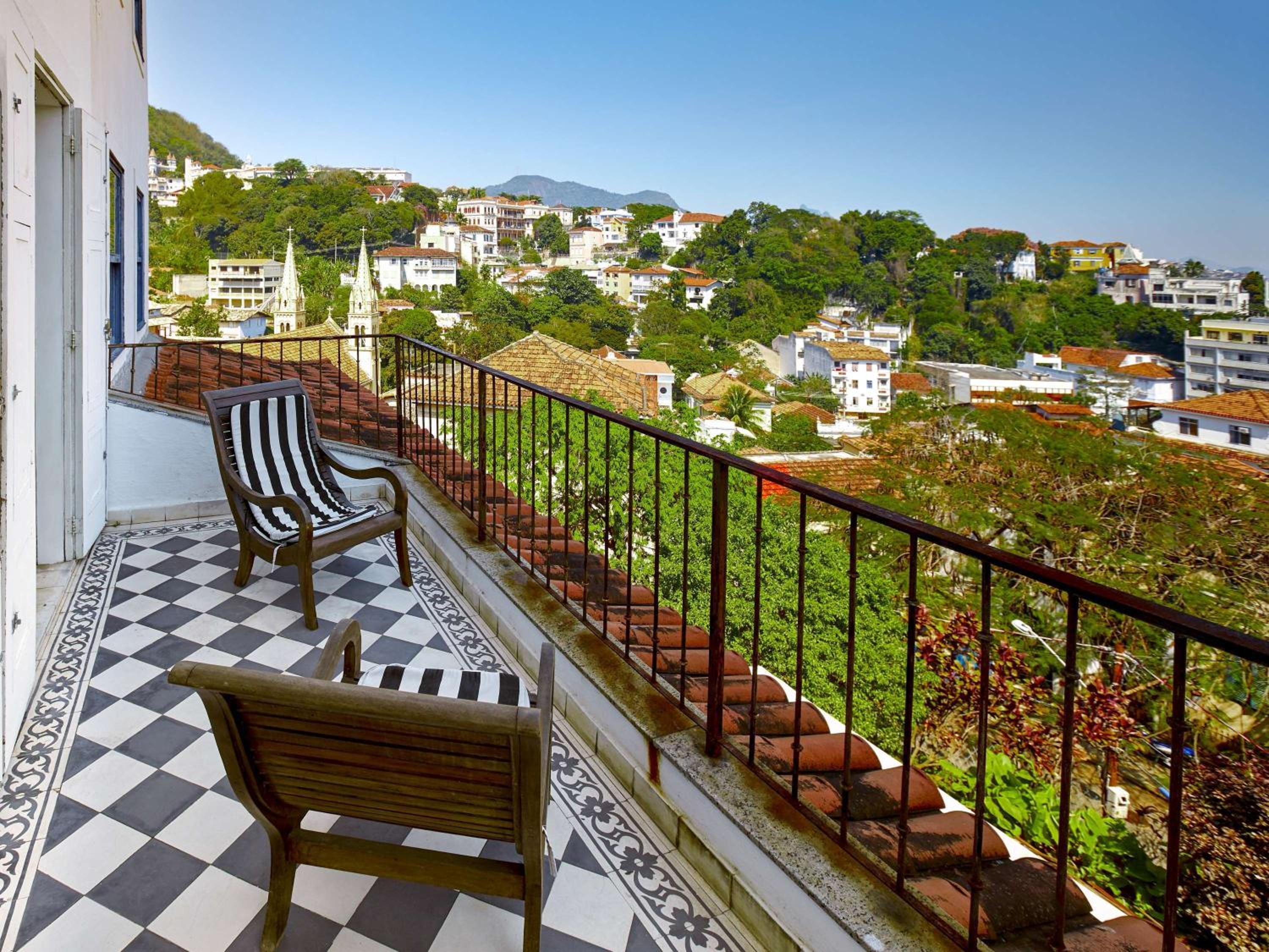 Deluxe King Room with Balcony and View