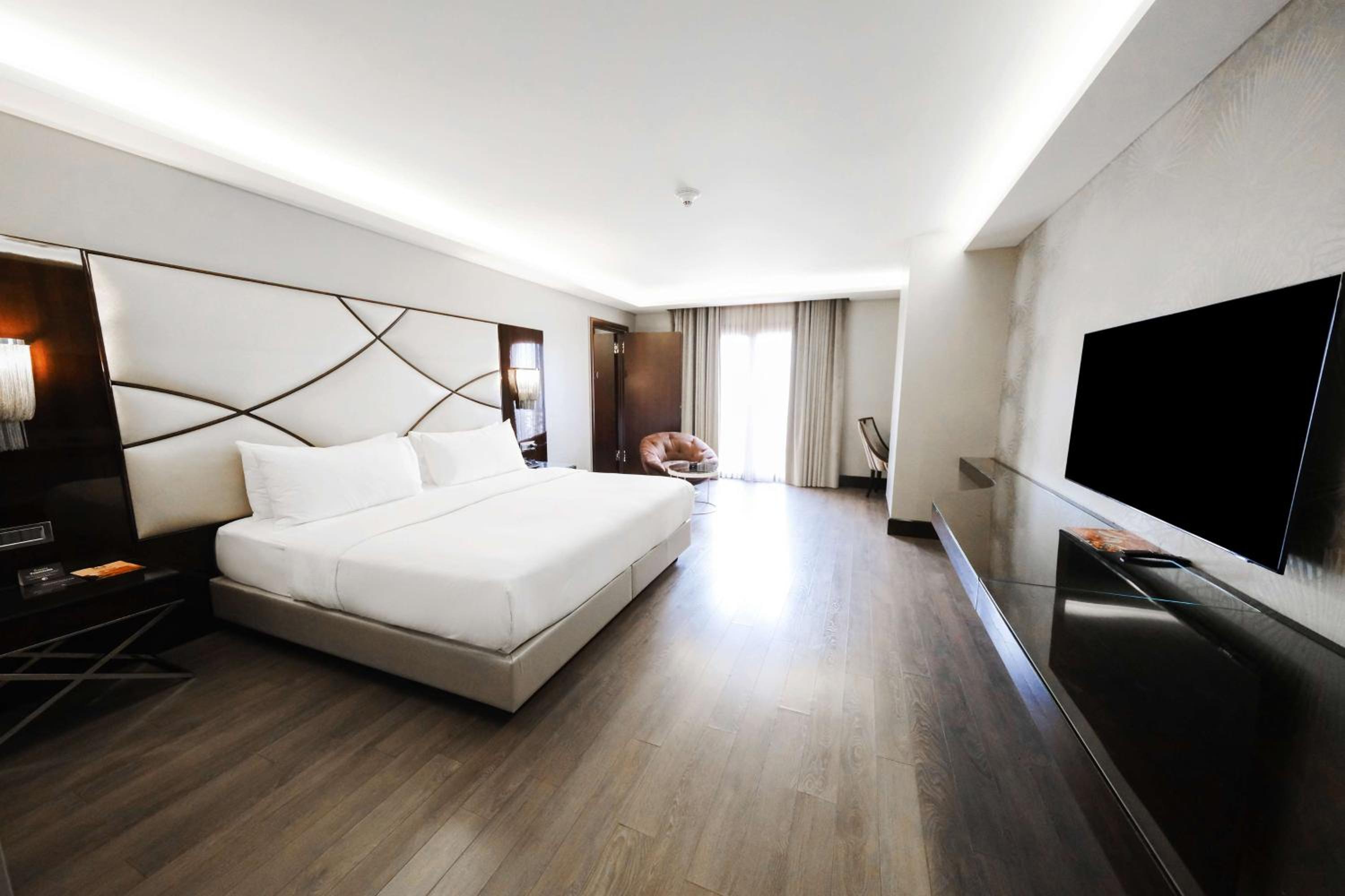 Family Connecting Rooms