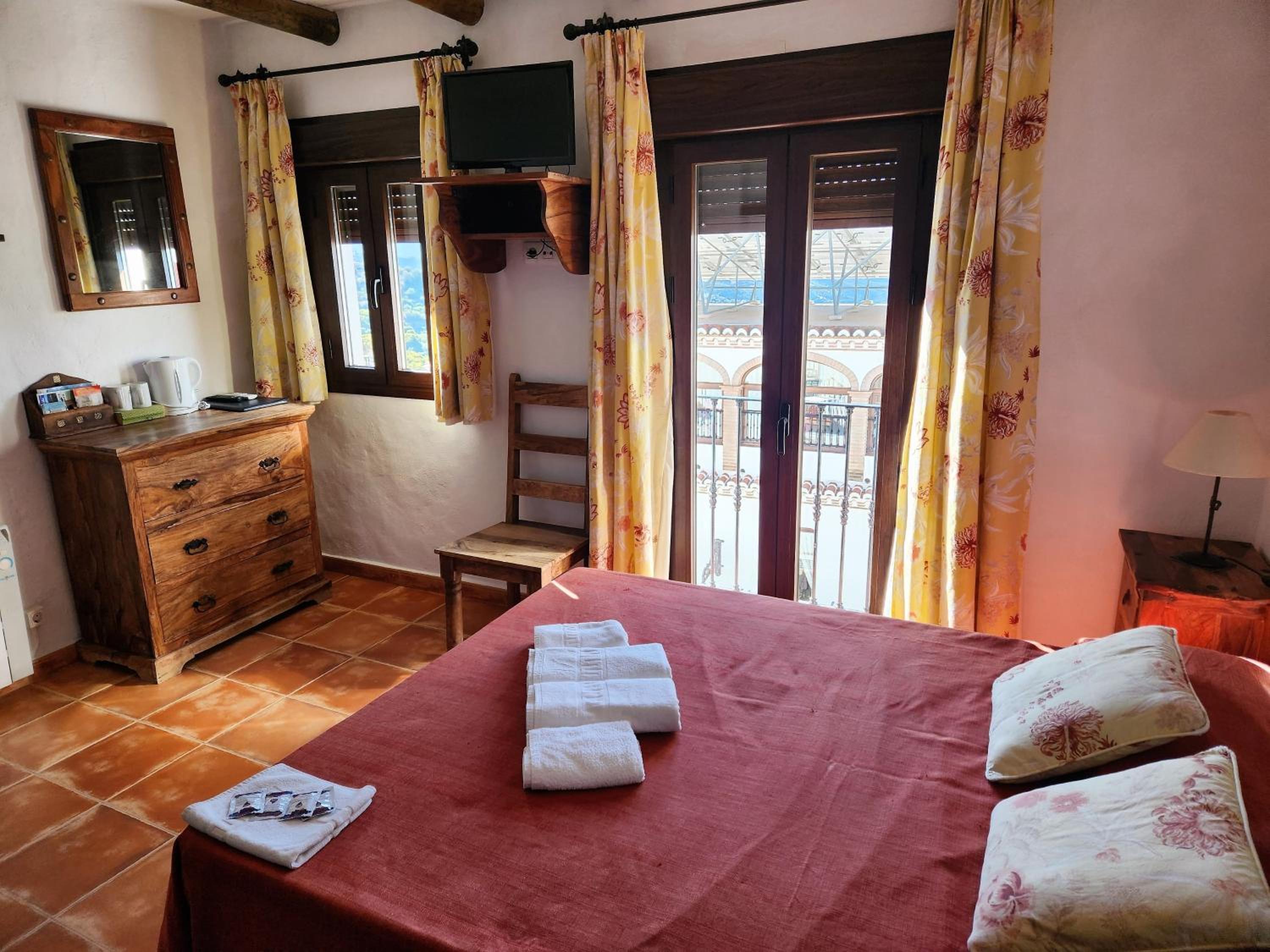 Superior Double Room - Photo 4
