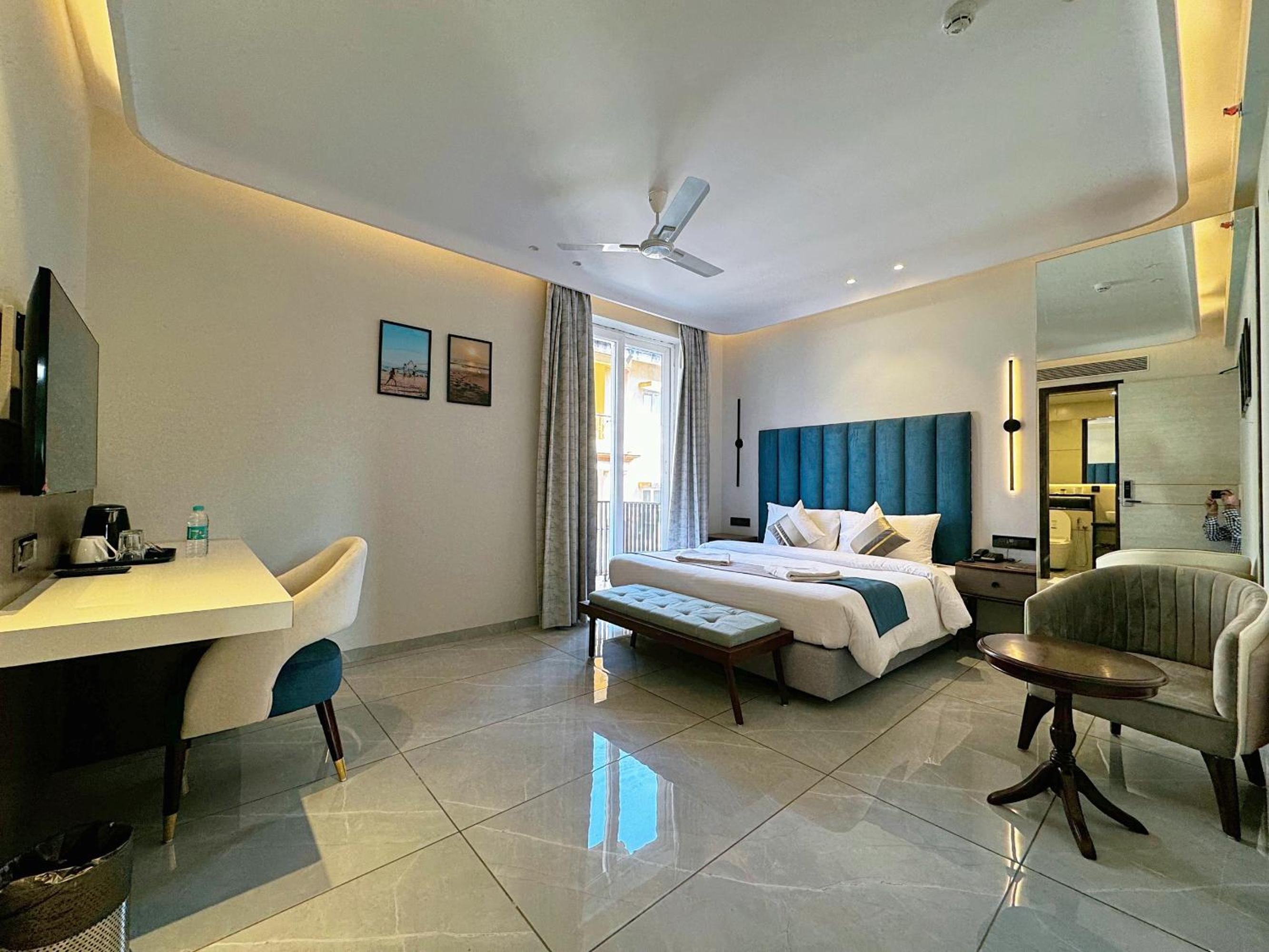 Deluxe Double Room photo 2