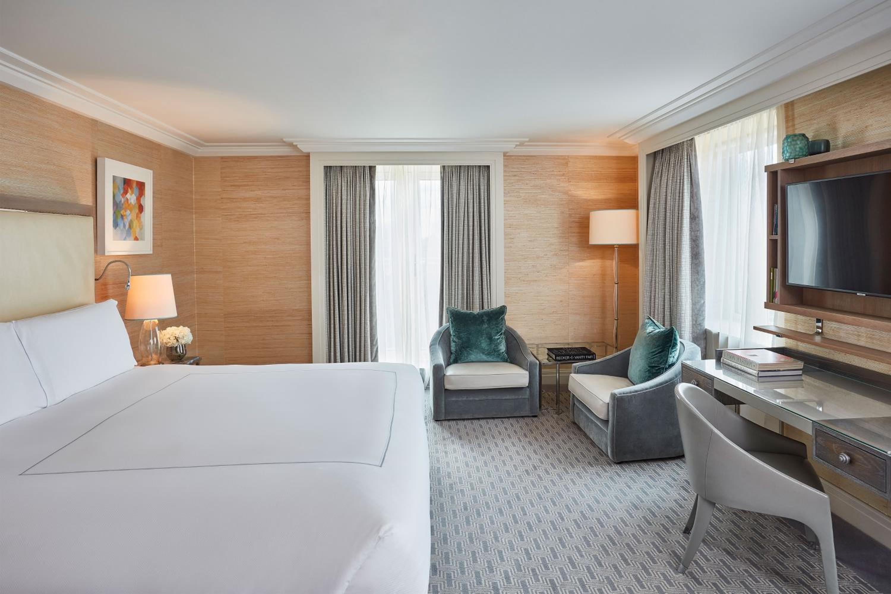 Balcony Junior Suite