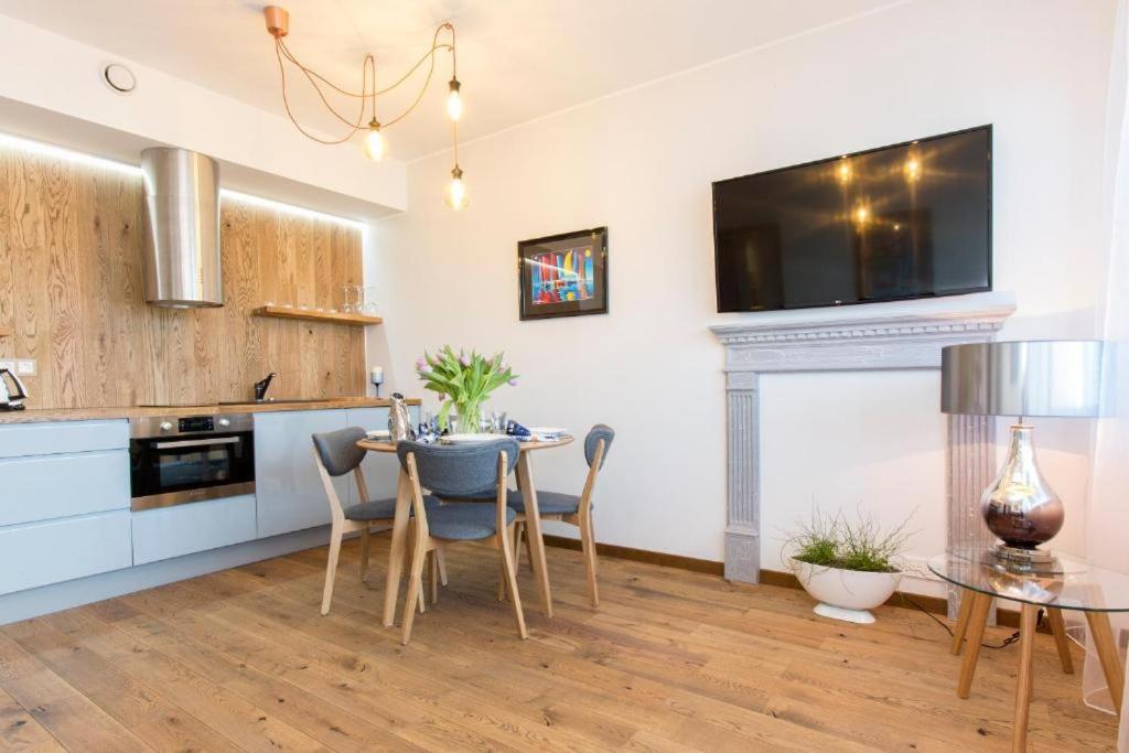 One-Bedroom Apartment - Photo 13