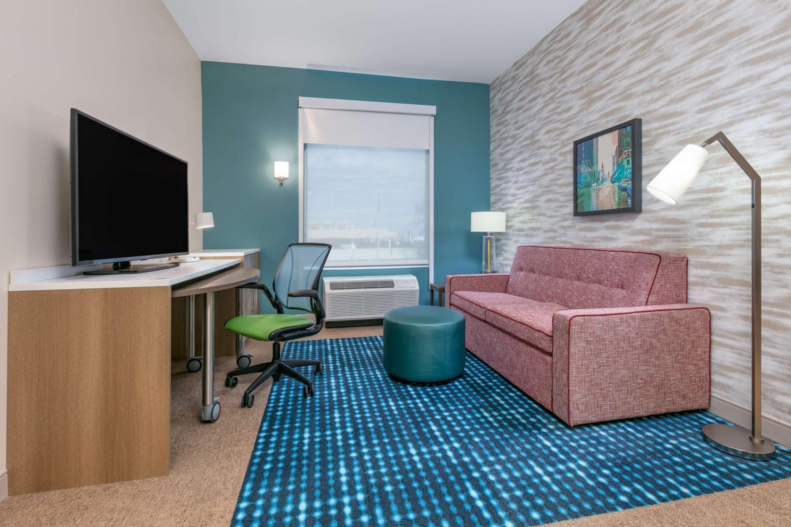 King Suite with Roll-In Shower - Mobility Accessible  - Photo 3