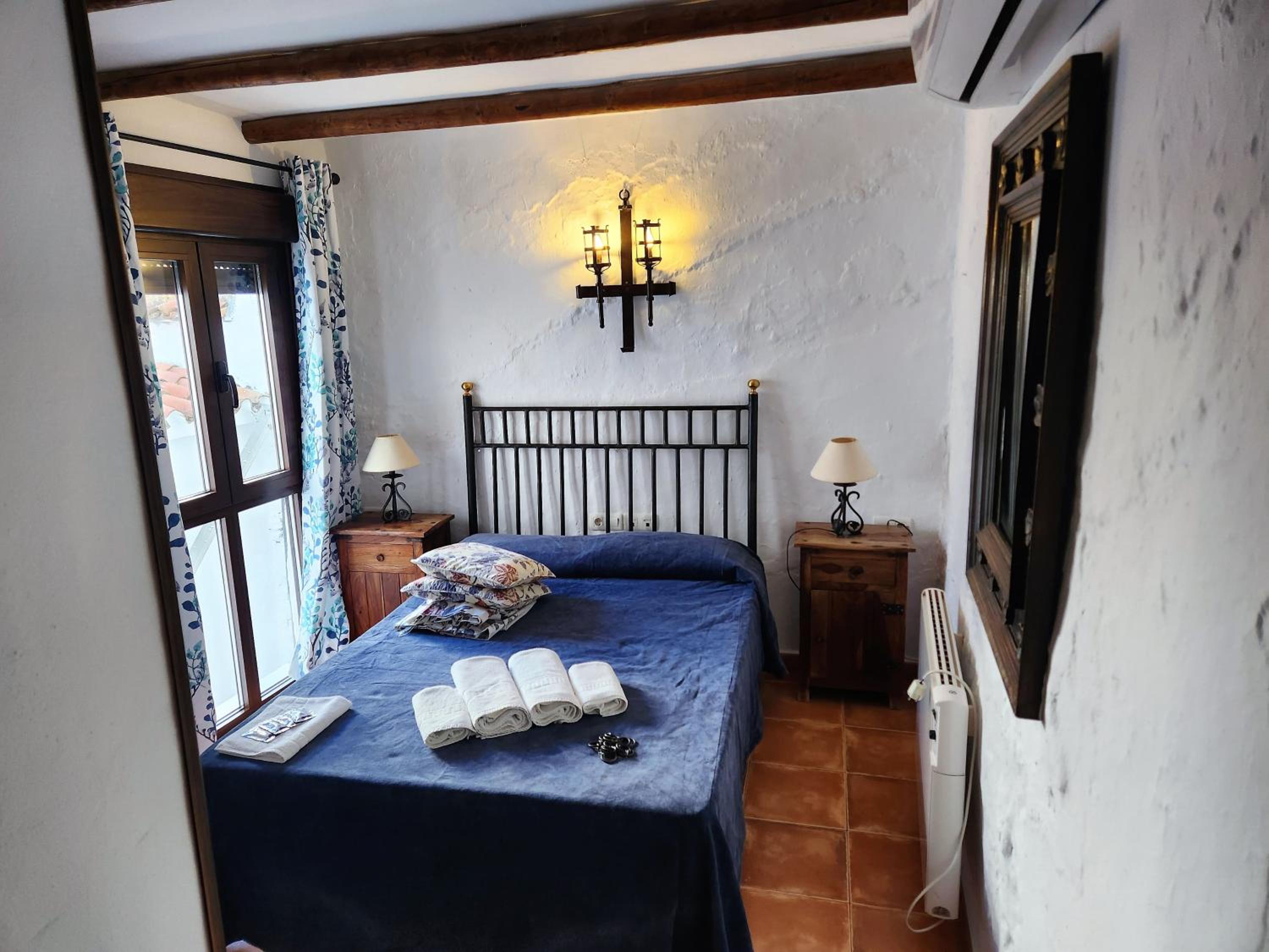 Standard Double Room - Photo 1