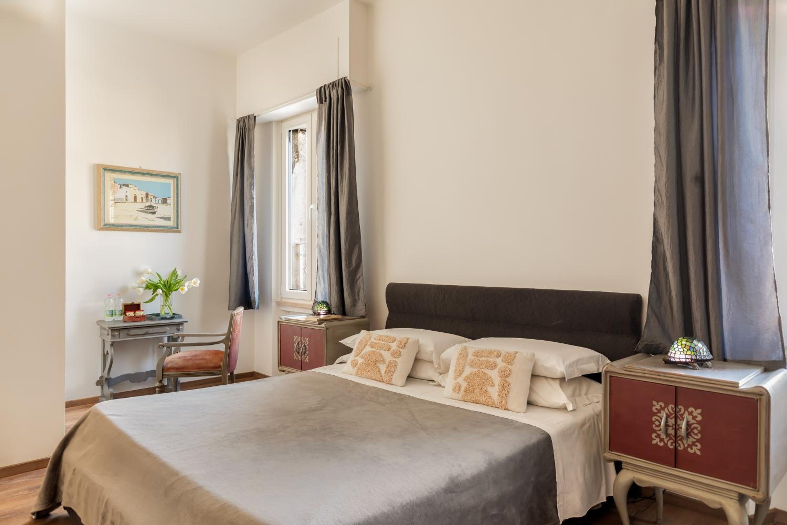 Deluxe Junior Suite photo 2