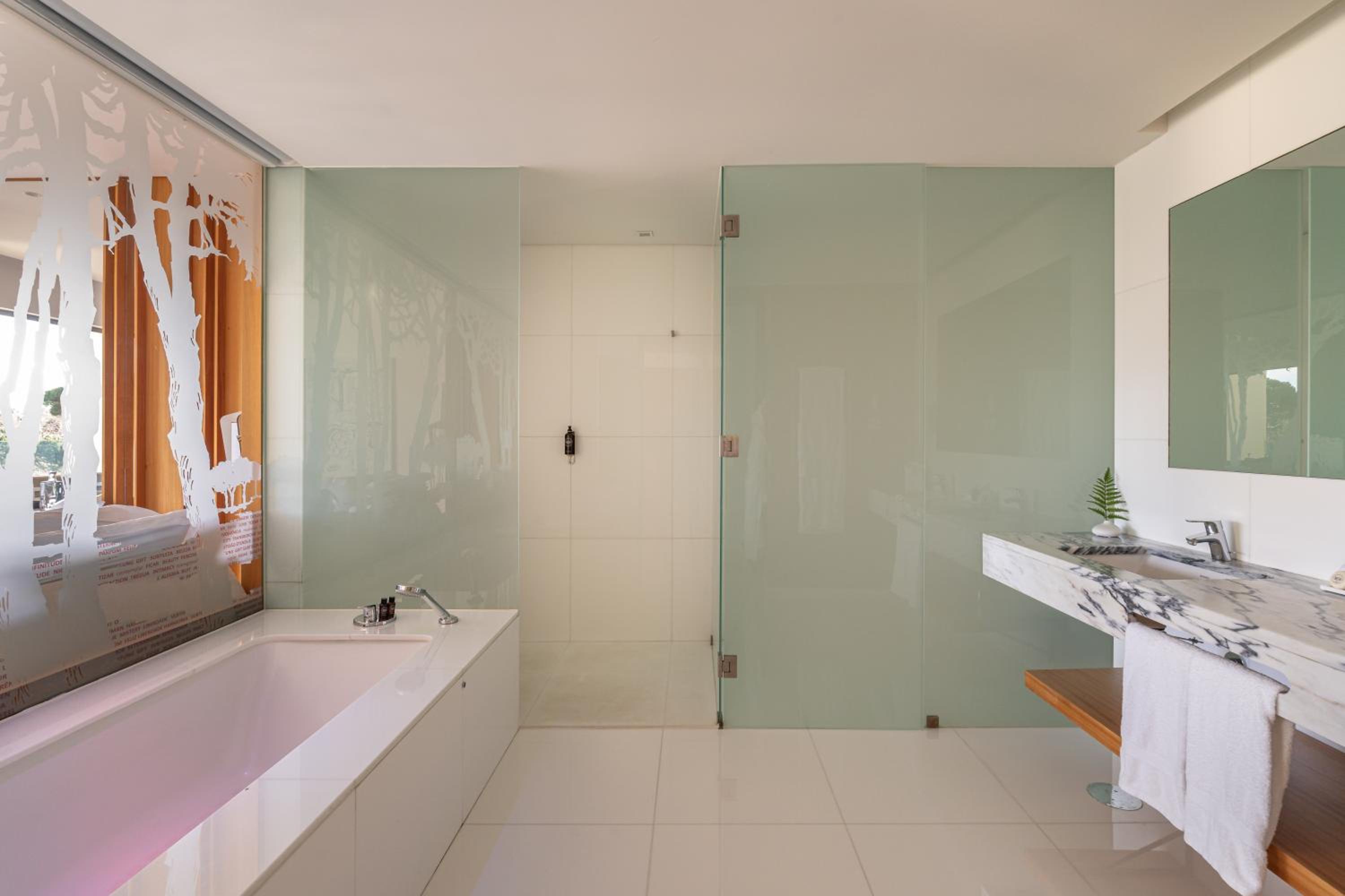 Standard Room - Photo 2