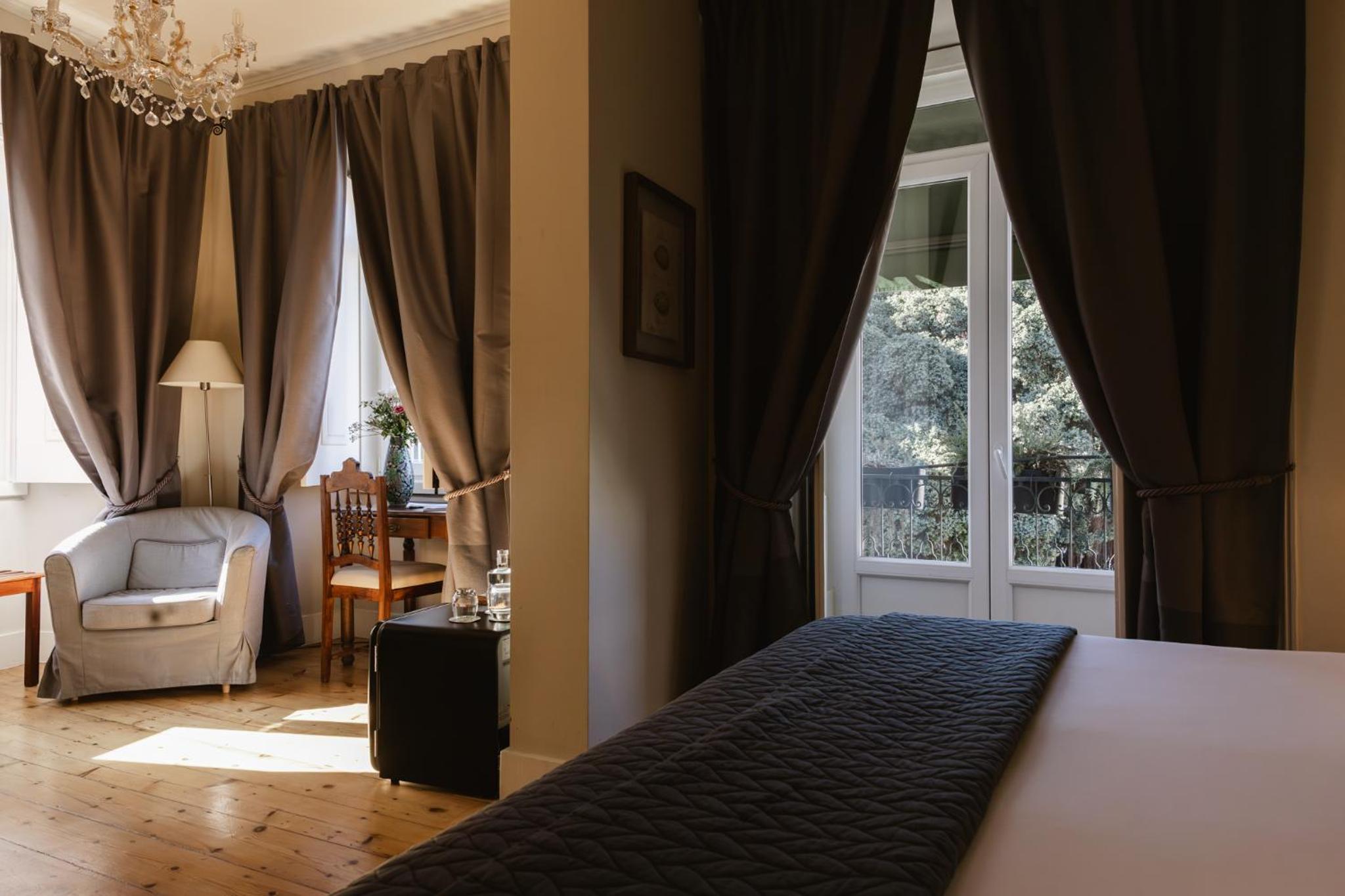 Junior Suite with Garden View - Photo 8