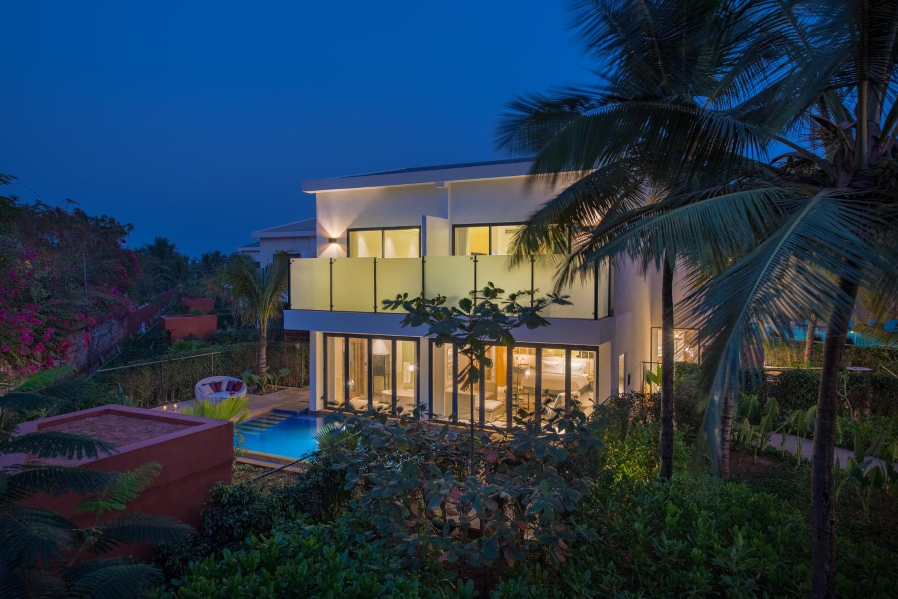 Deluxe Pool Villa with Private Pool - 20% discount on Spa & Laundry, Butler Service and All day breakfast (7 am to 7 pm) at La Concha - Photo 3