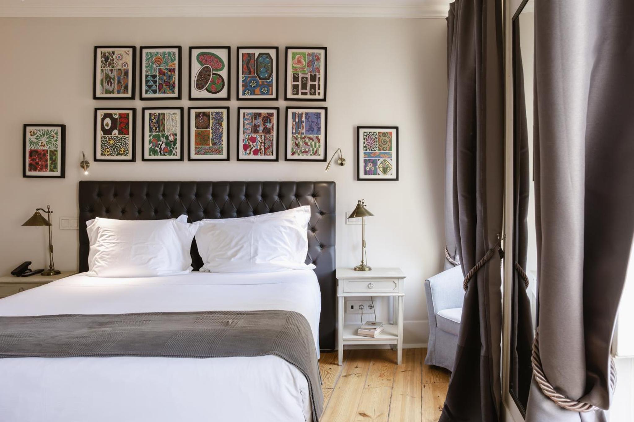 Standard Double or Twin Room - Photo 7