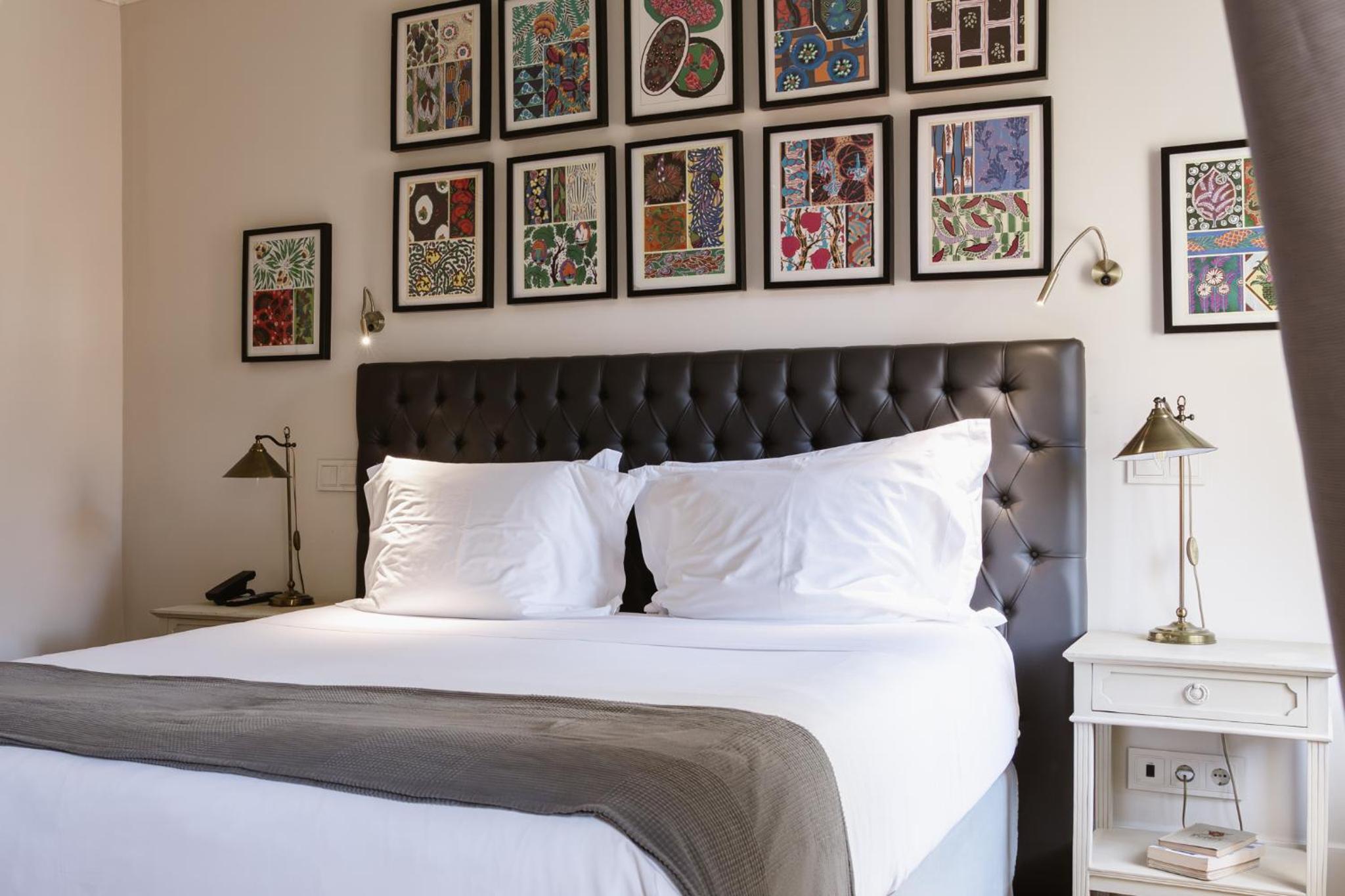 Standard Double or Twin Room - Photo 3