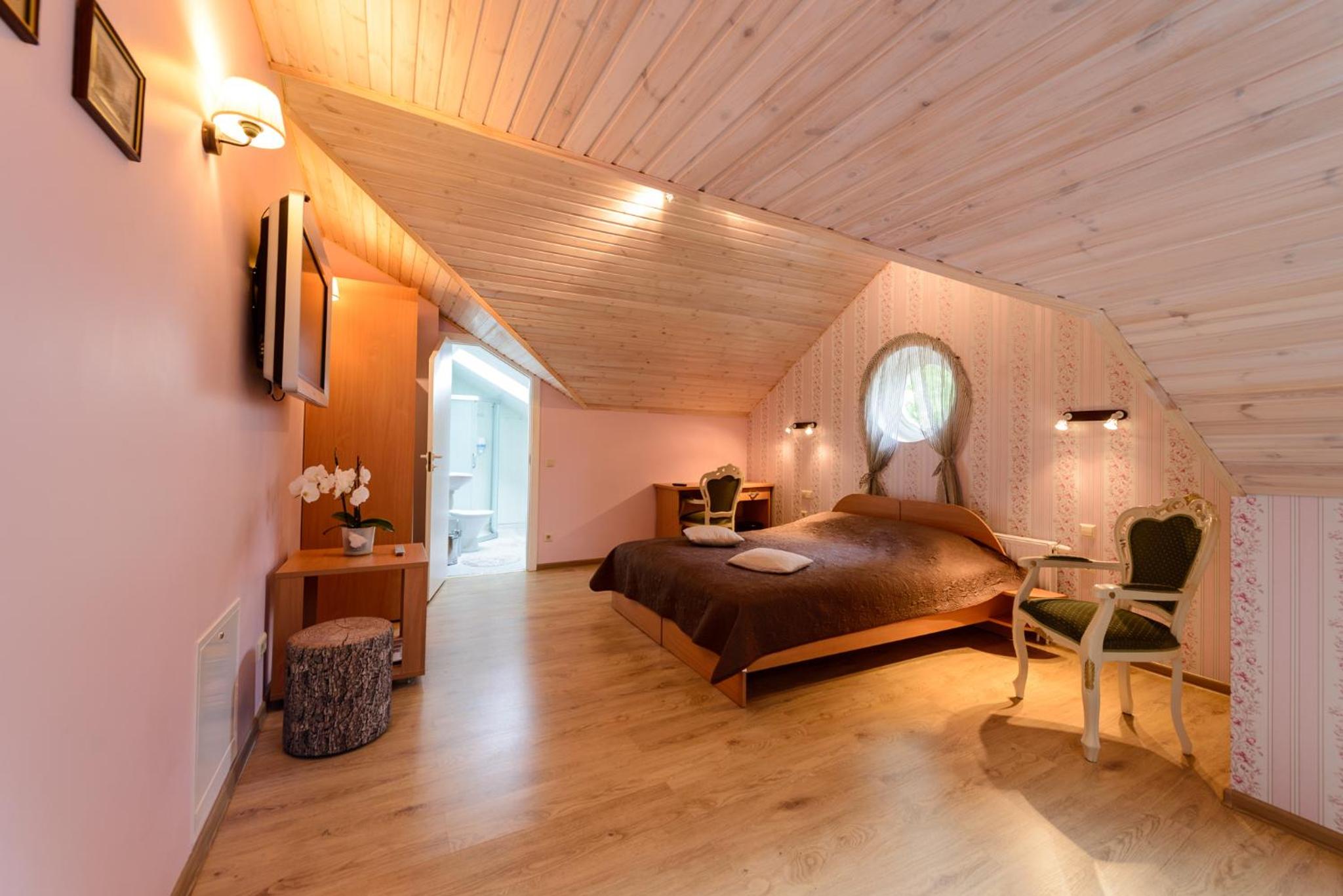 Double or Twin Room - Photo 2