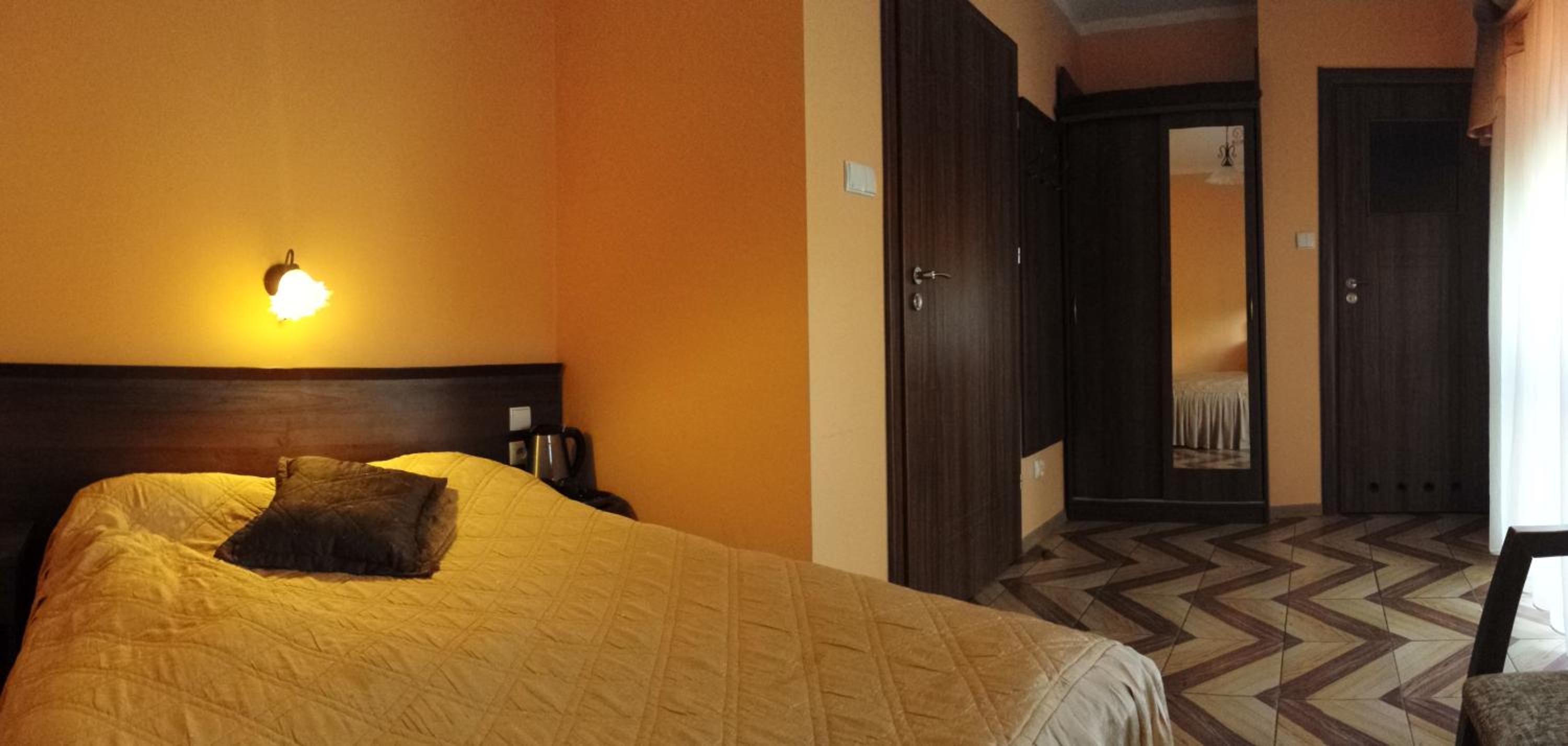Double or Twin Room photo 1