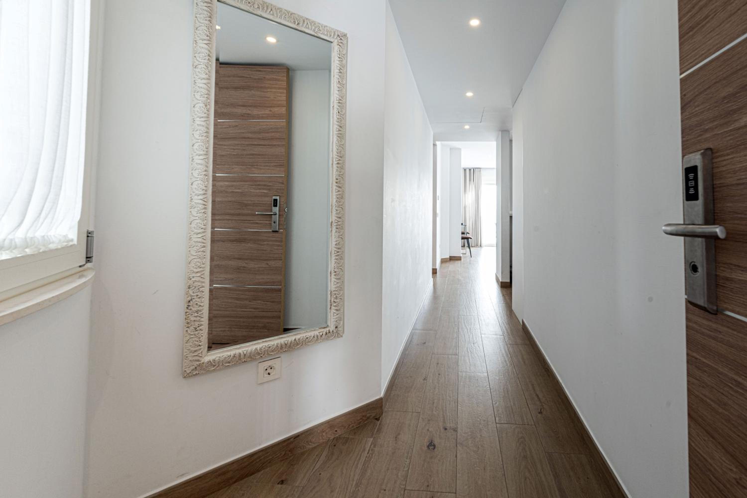 Two-Bedroom Apartment with terrace and private pool photo 3
