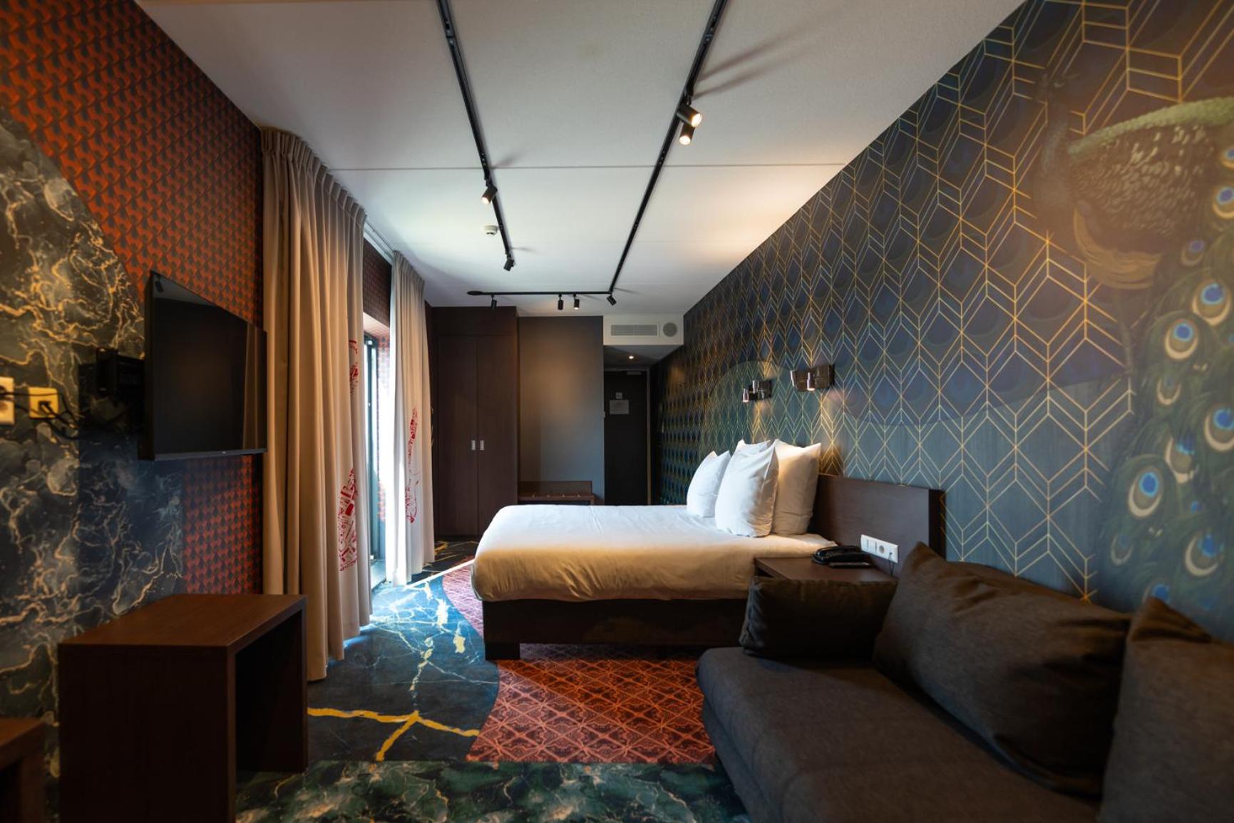 Large Deluxe Double Room - Photo 1