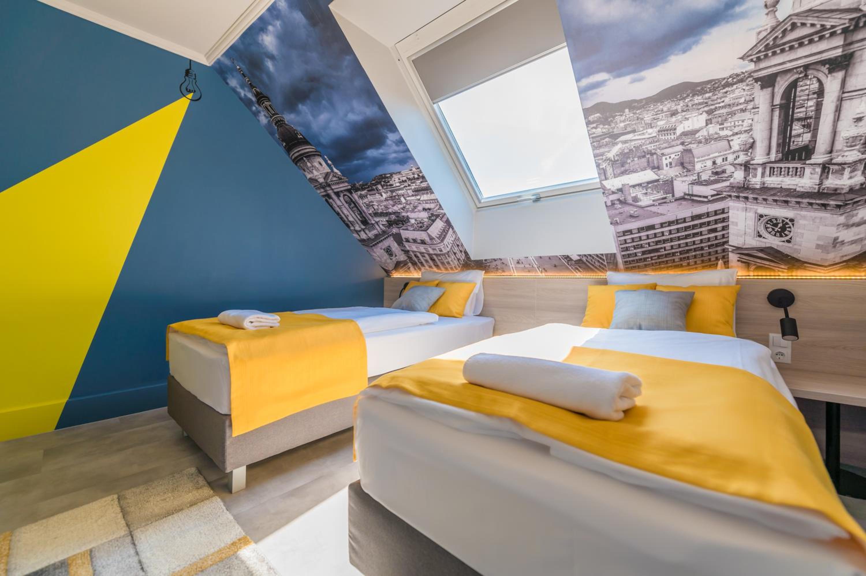 Standard Double or Twin Room - Photo 3