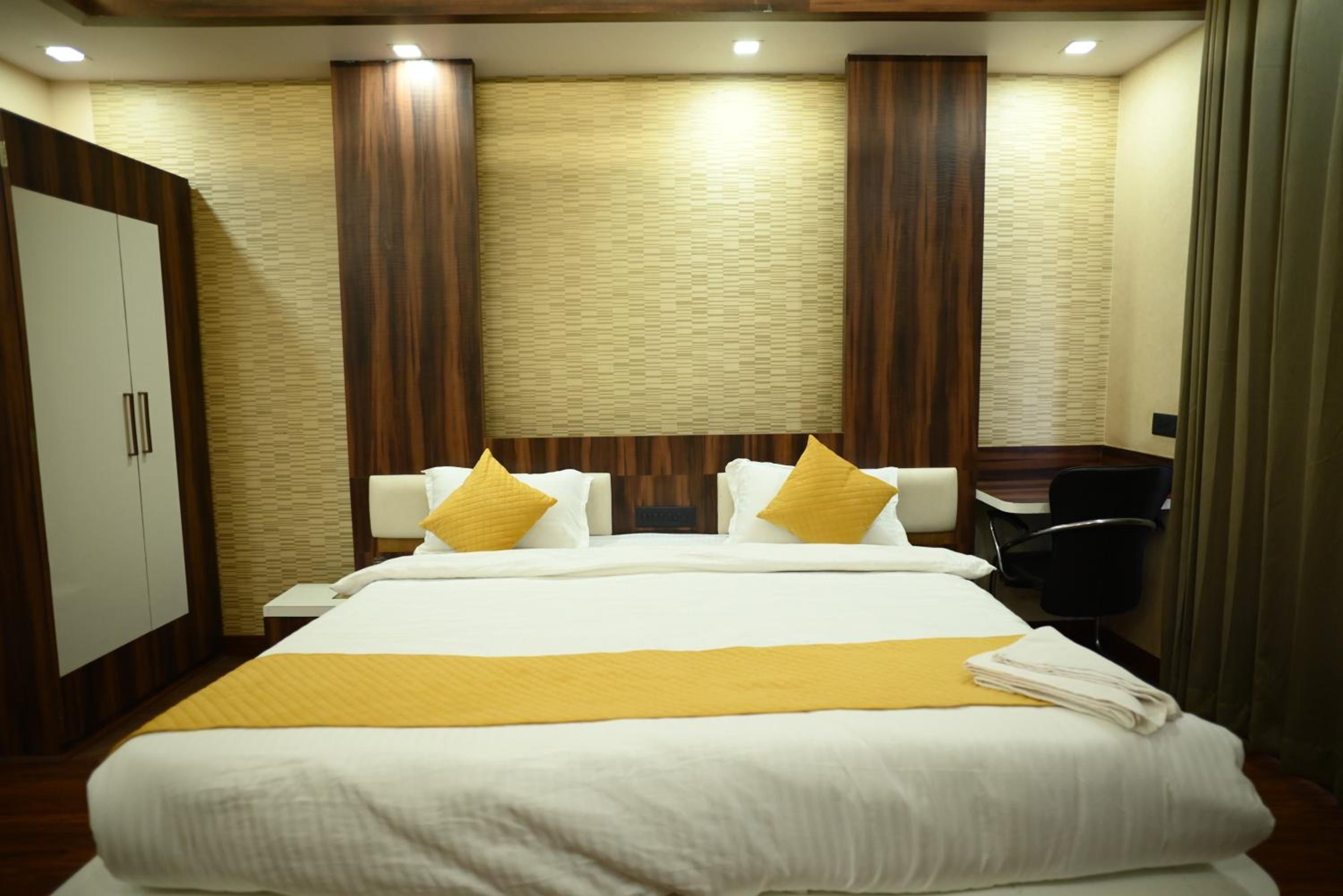 Deluxe Double Room - Photo 2